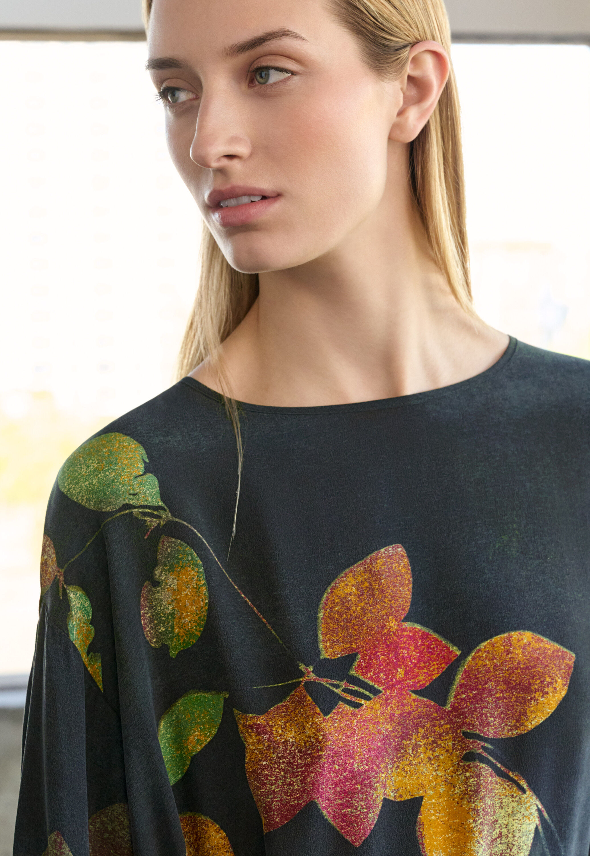 Kleid mit Print und Bindeb&auml;ndern