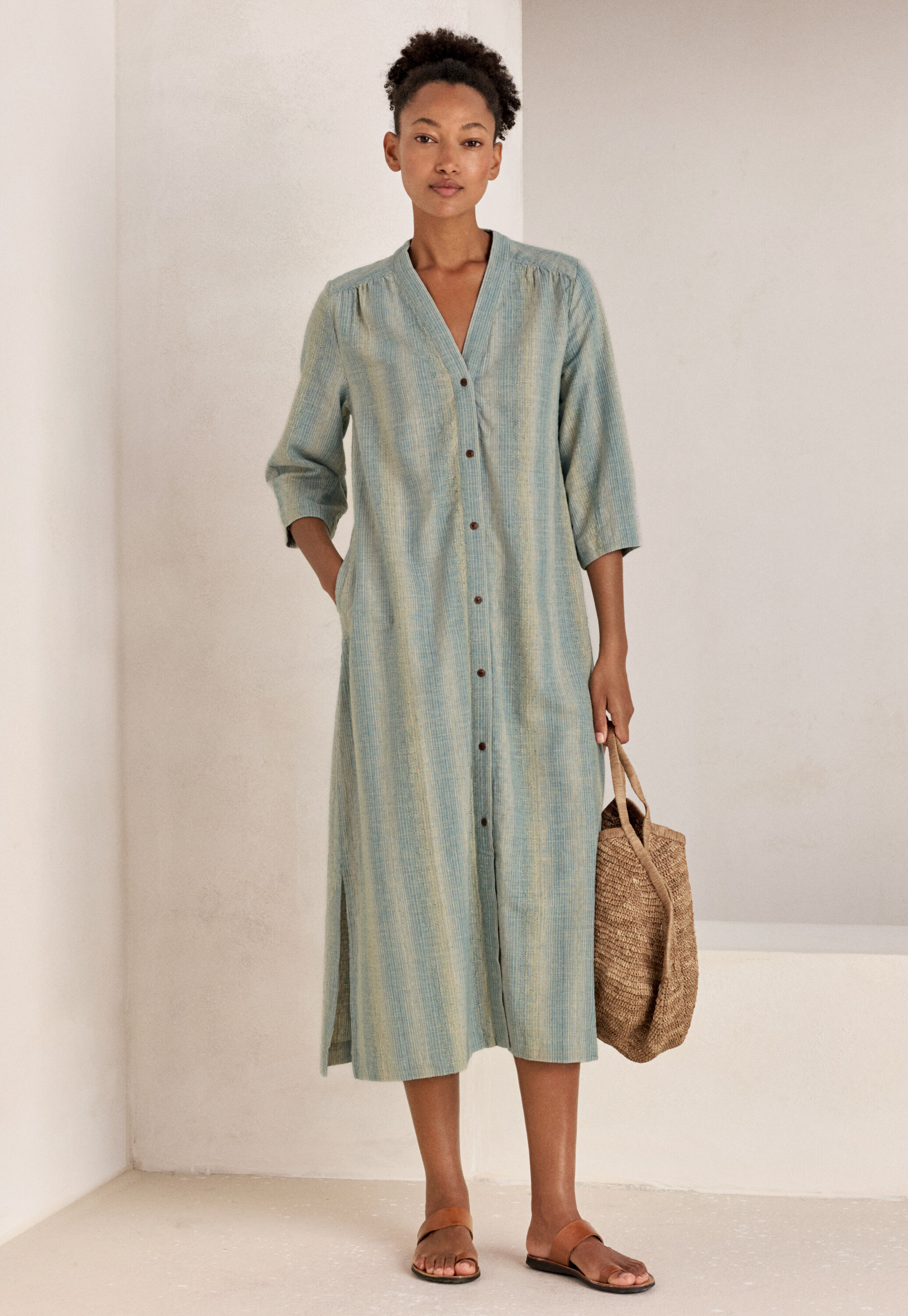 Durchgekn&ouml;pftes Kleid