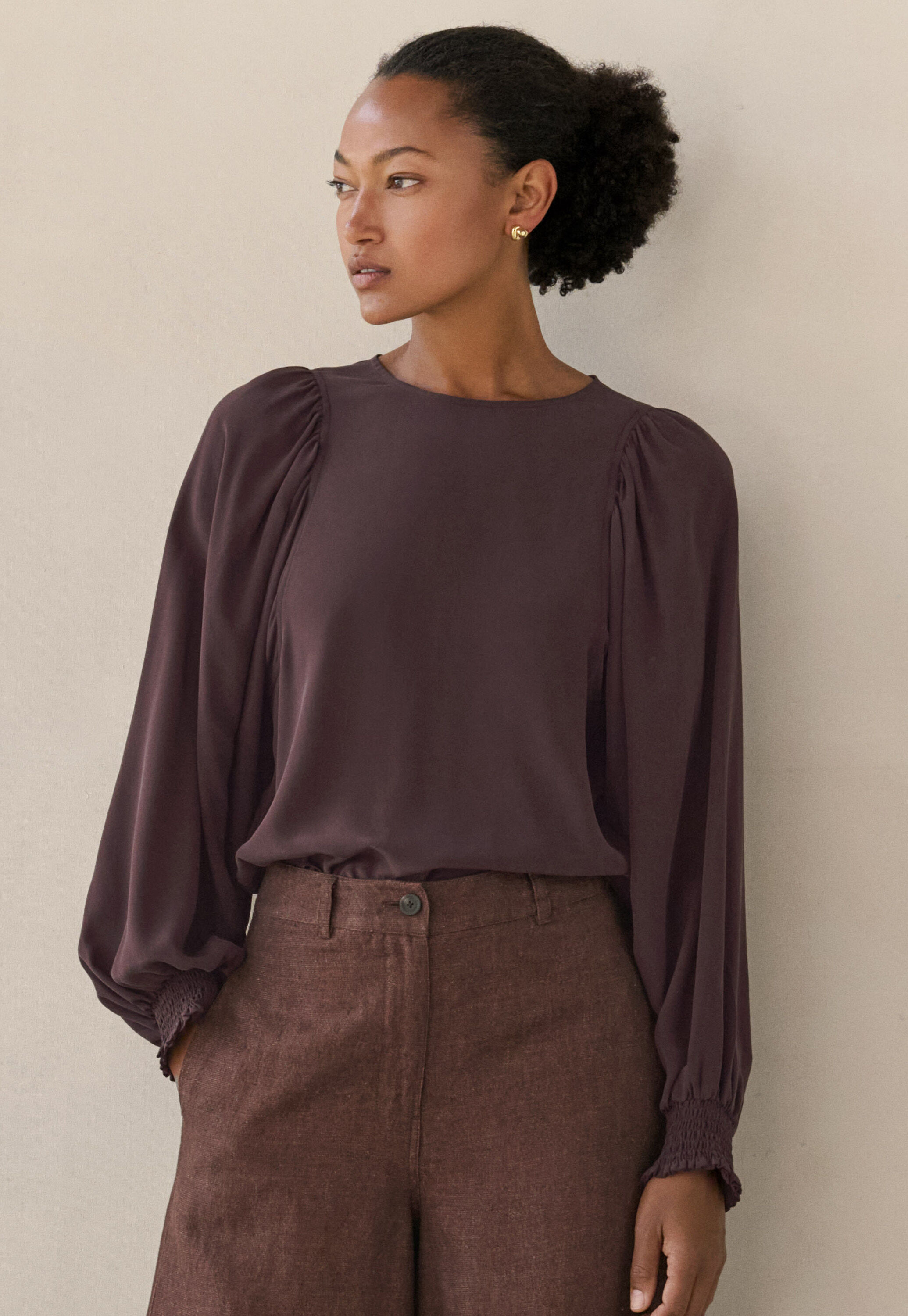 Bluse mit gerafften &Auml;rmeln