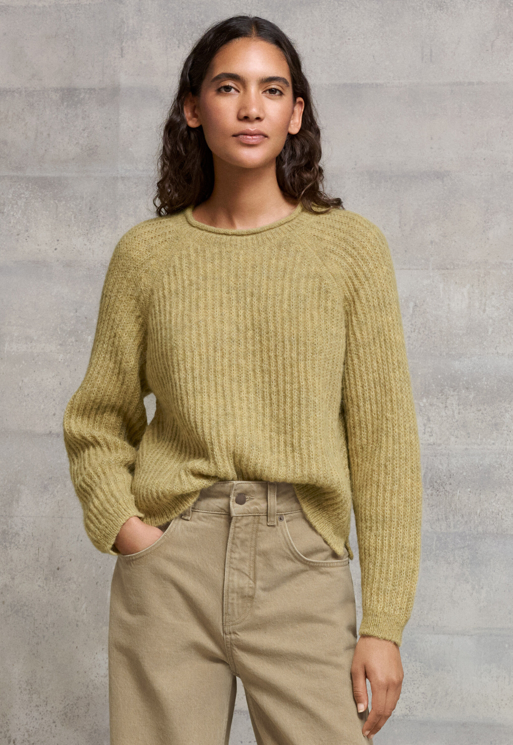 Ripppullover mit Rundhalsausschnitt