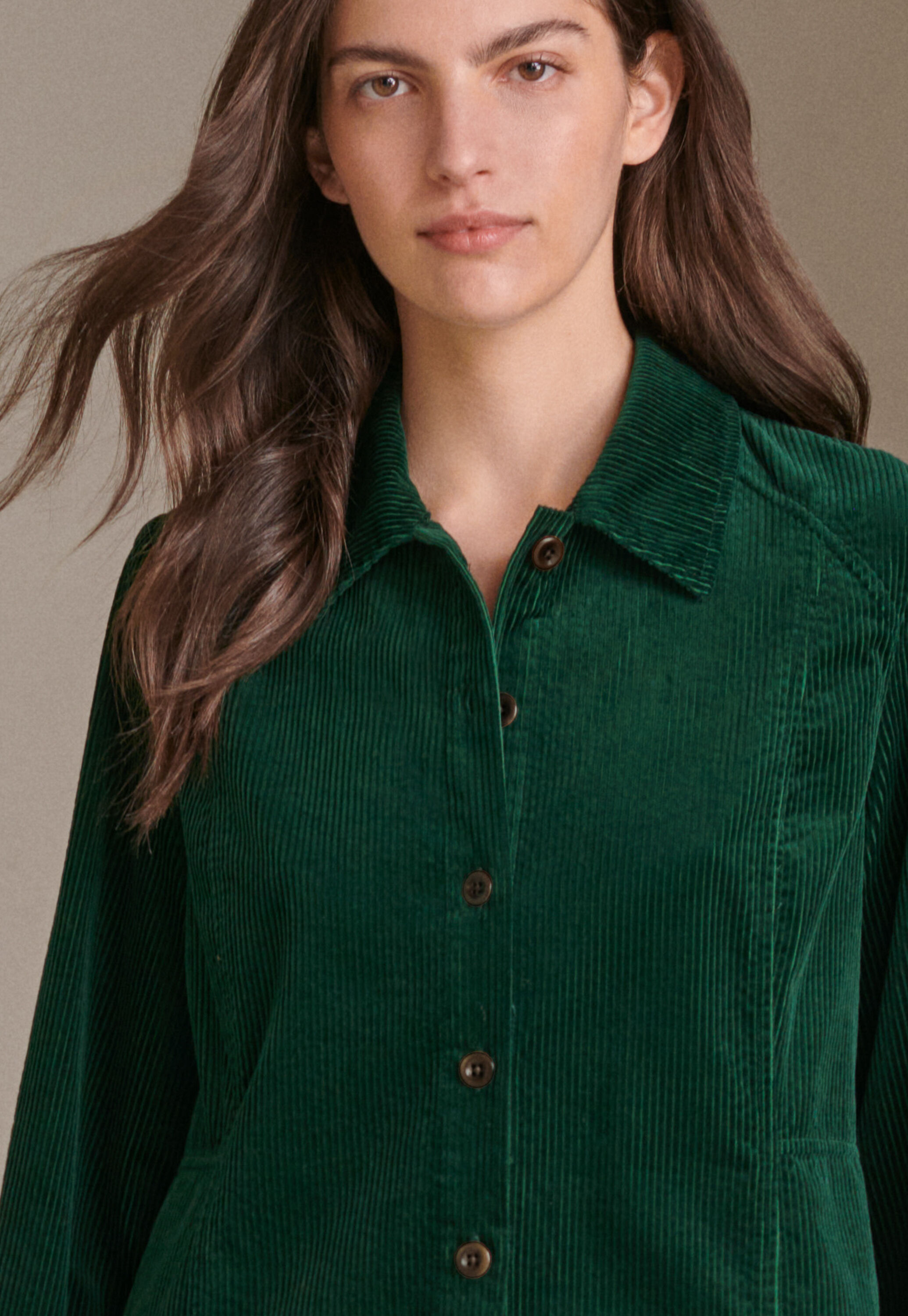 Durchgekn&ouml;pftes Kleid