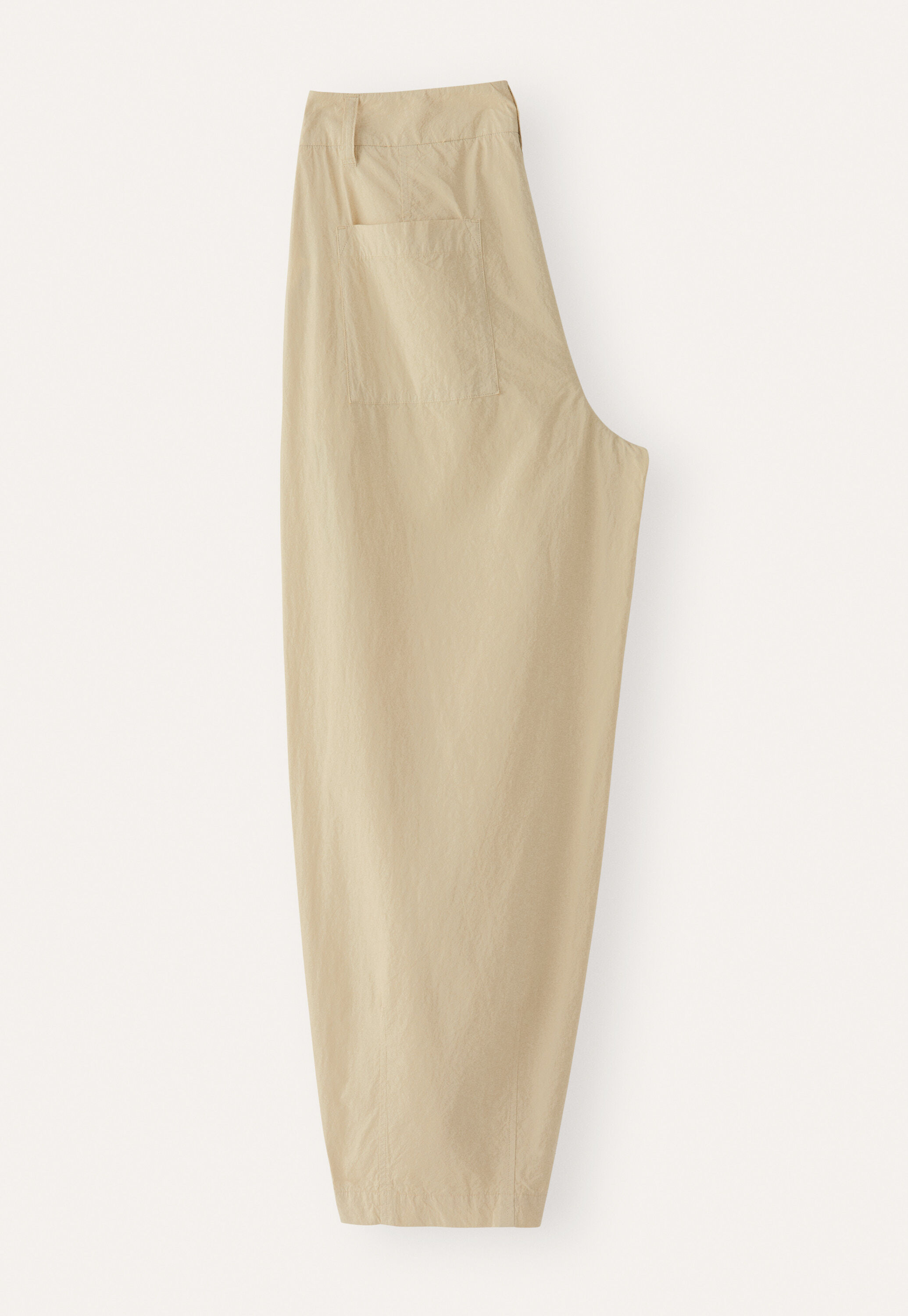 Hose mit Abn&auml;hern am Saum