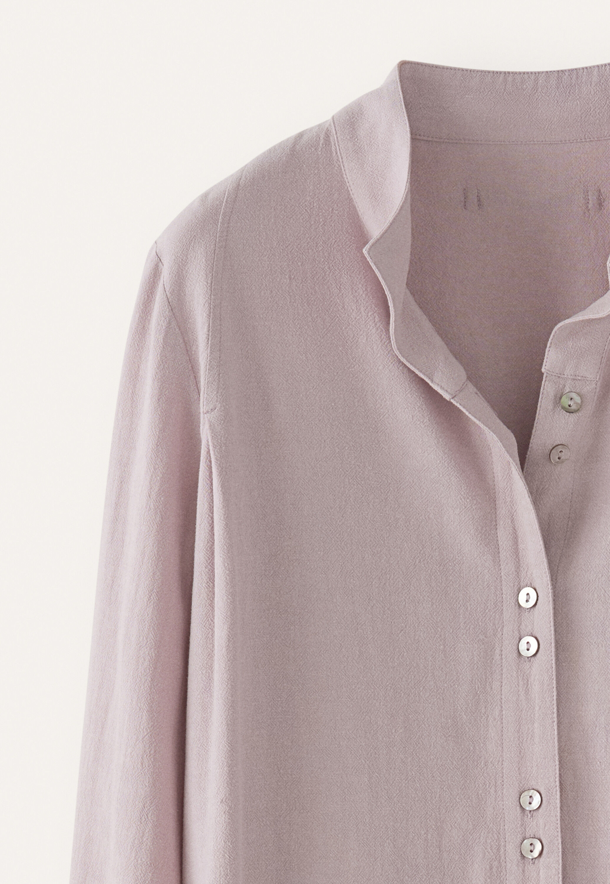 Bluse mit Trichterkragen