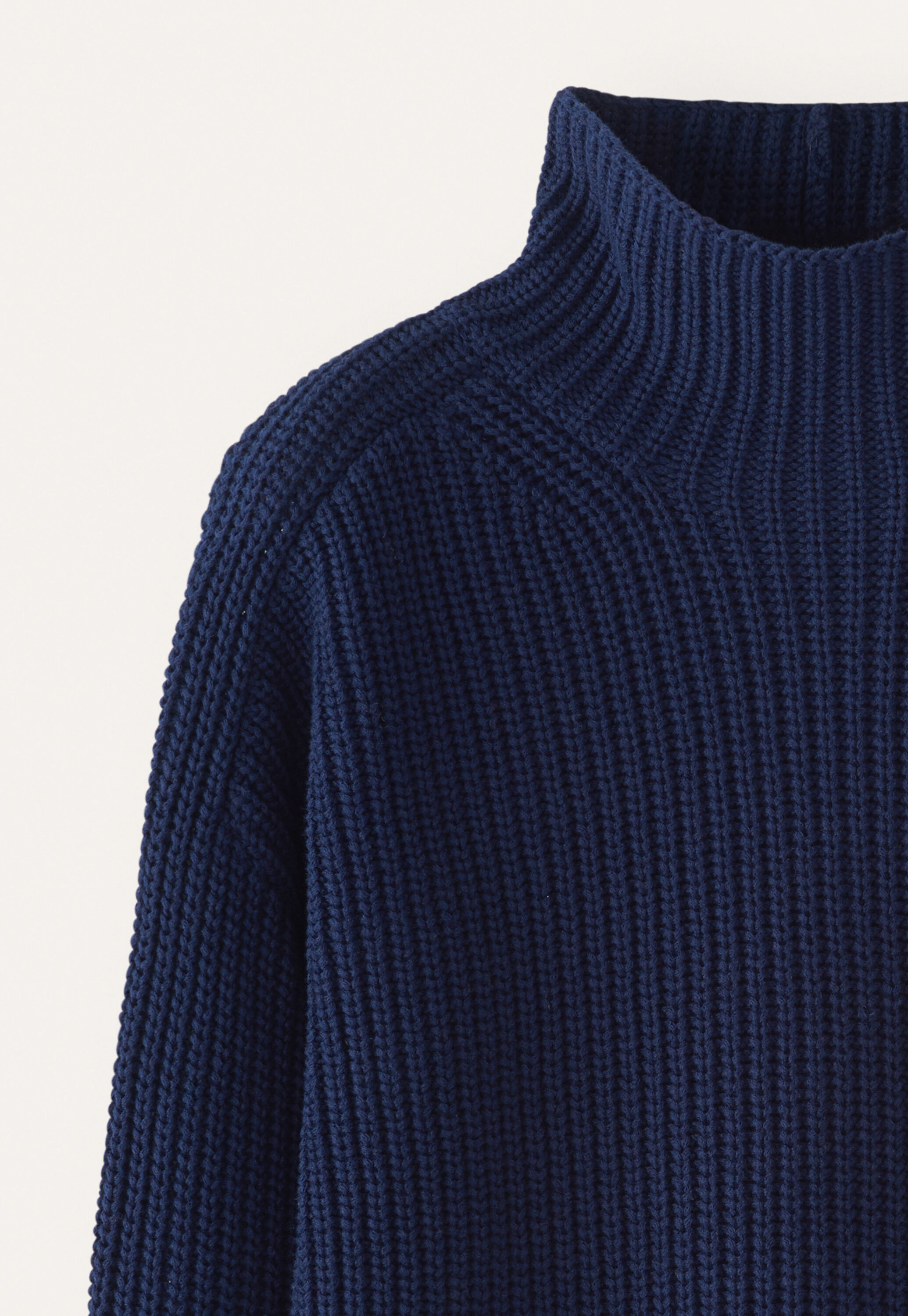 Pullover mit Trichterkragen