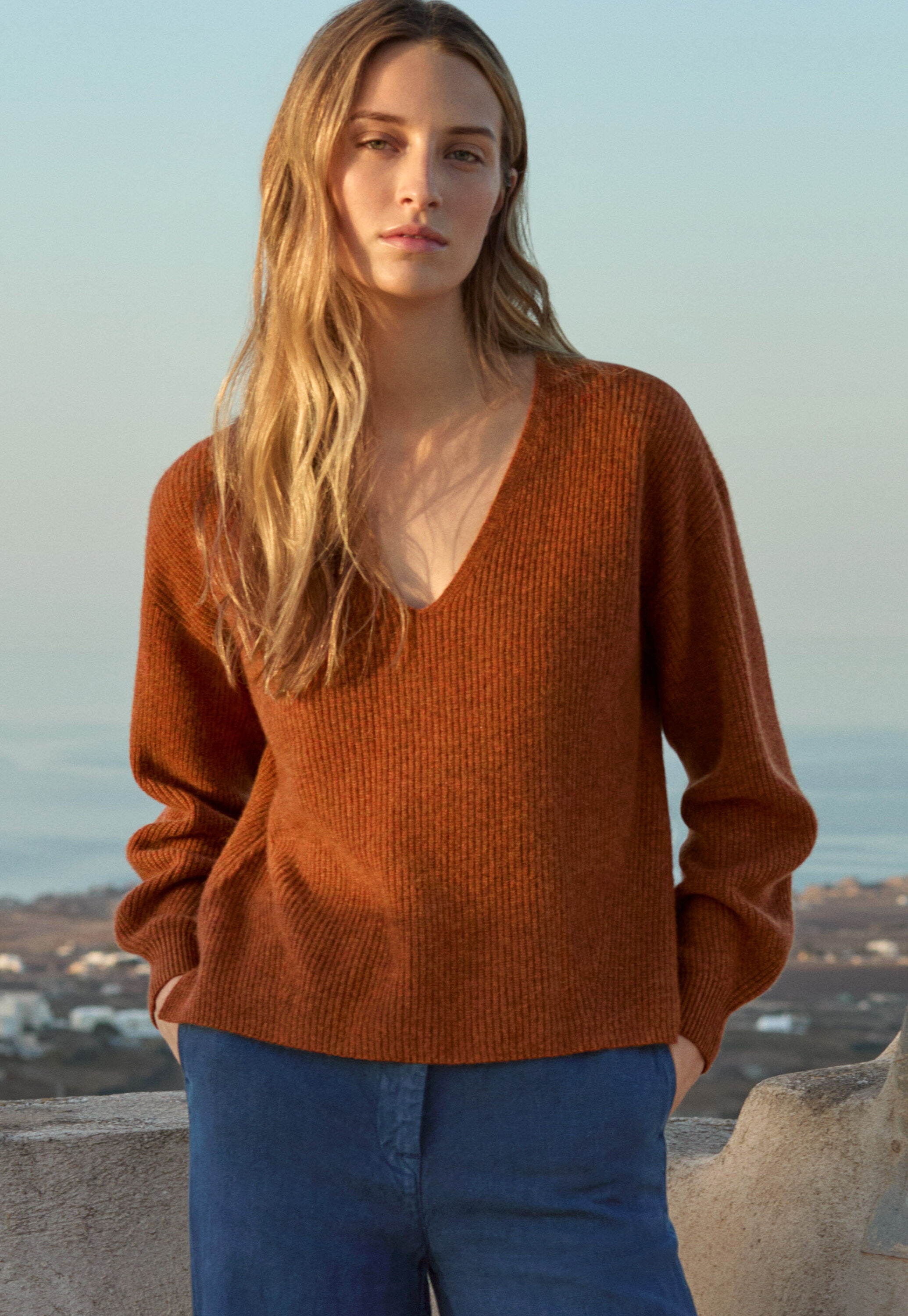 Pullover mit V-Ausschnitt