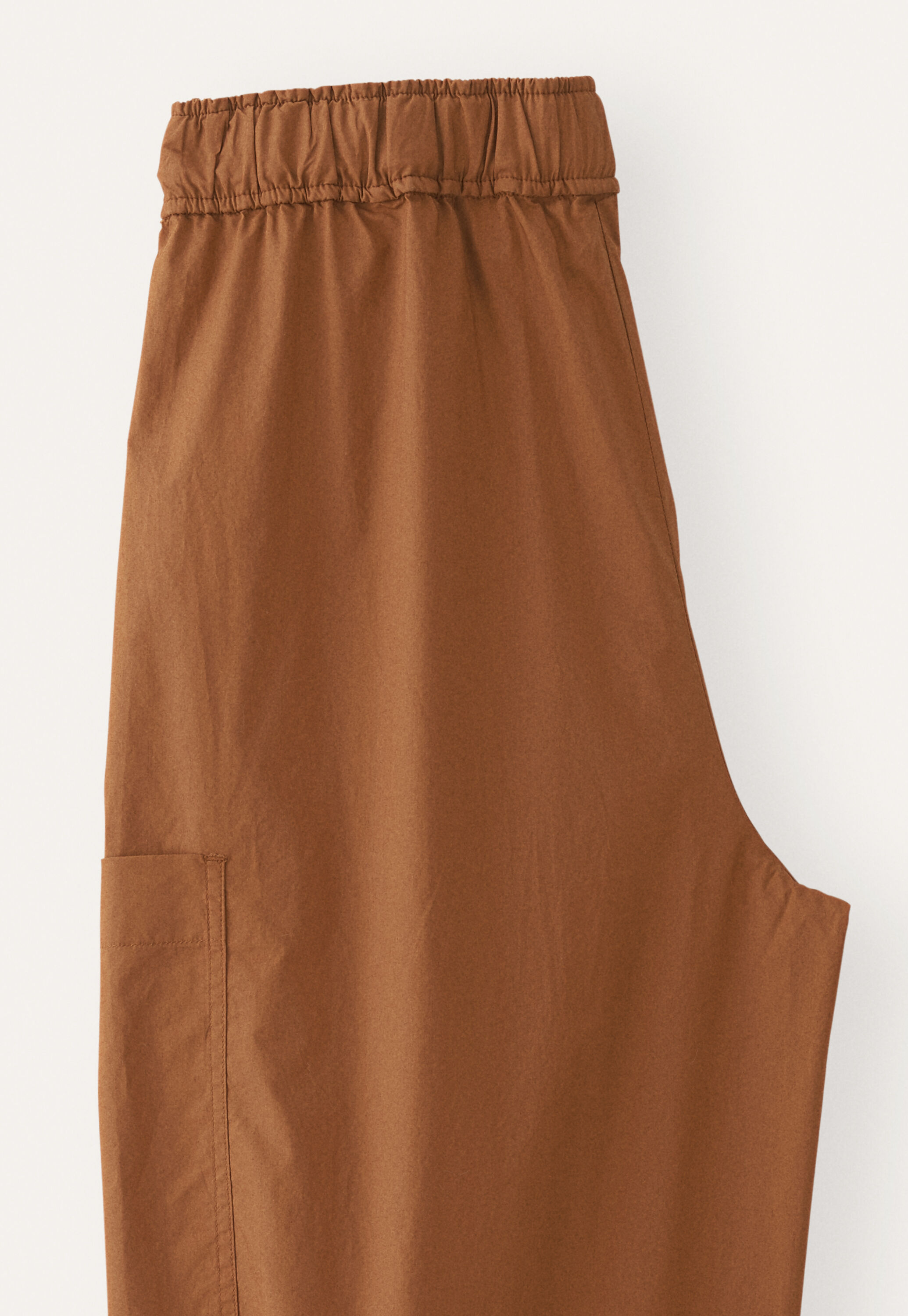 K&uuml;rzer geschnittene Schlupfhose