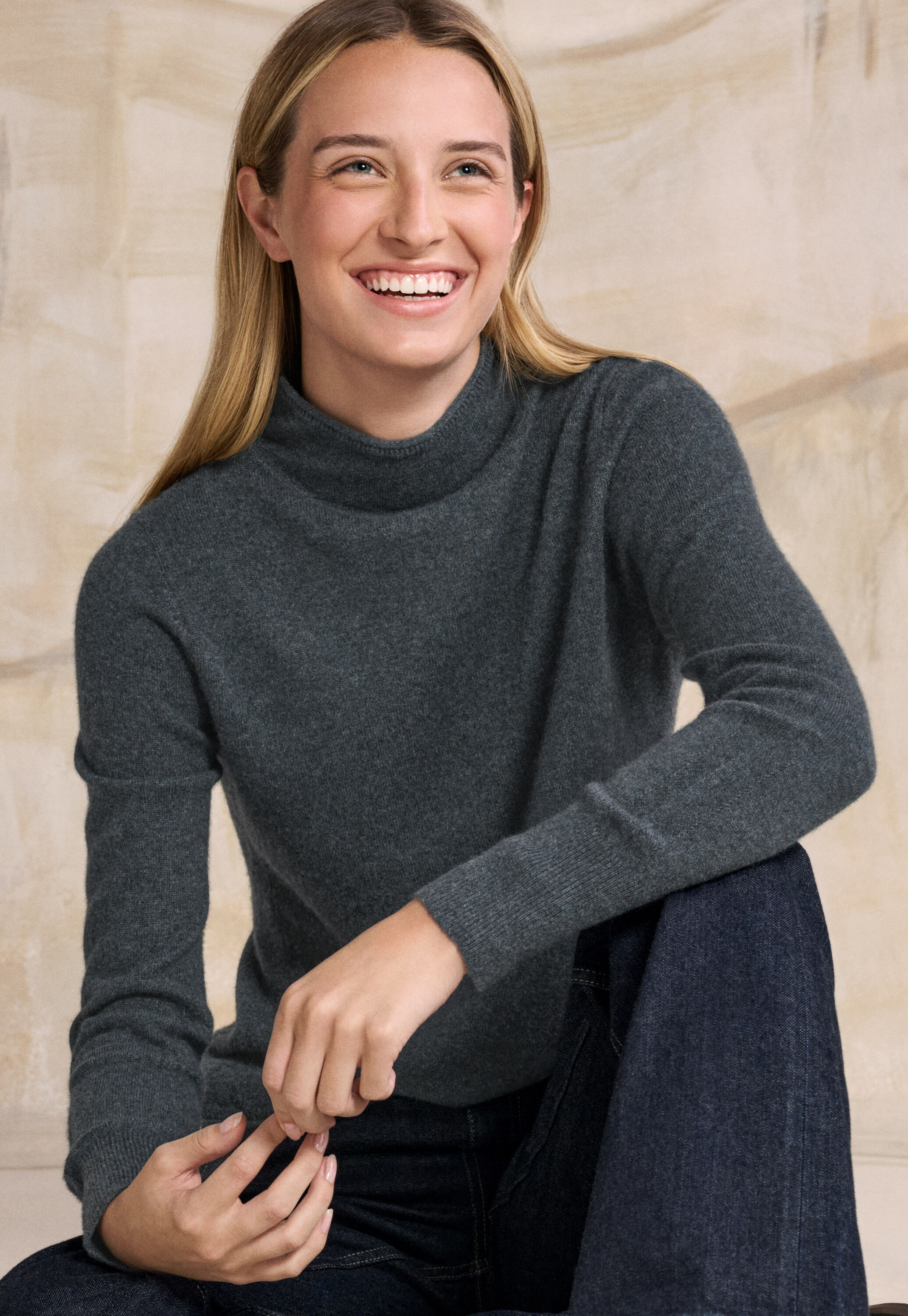 Pullover mit hohem Kragen