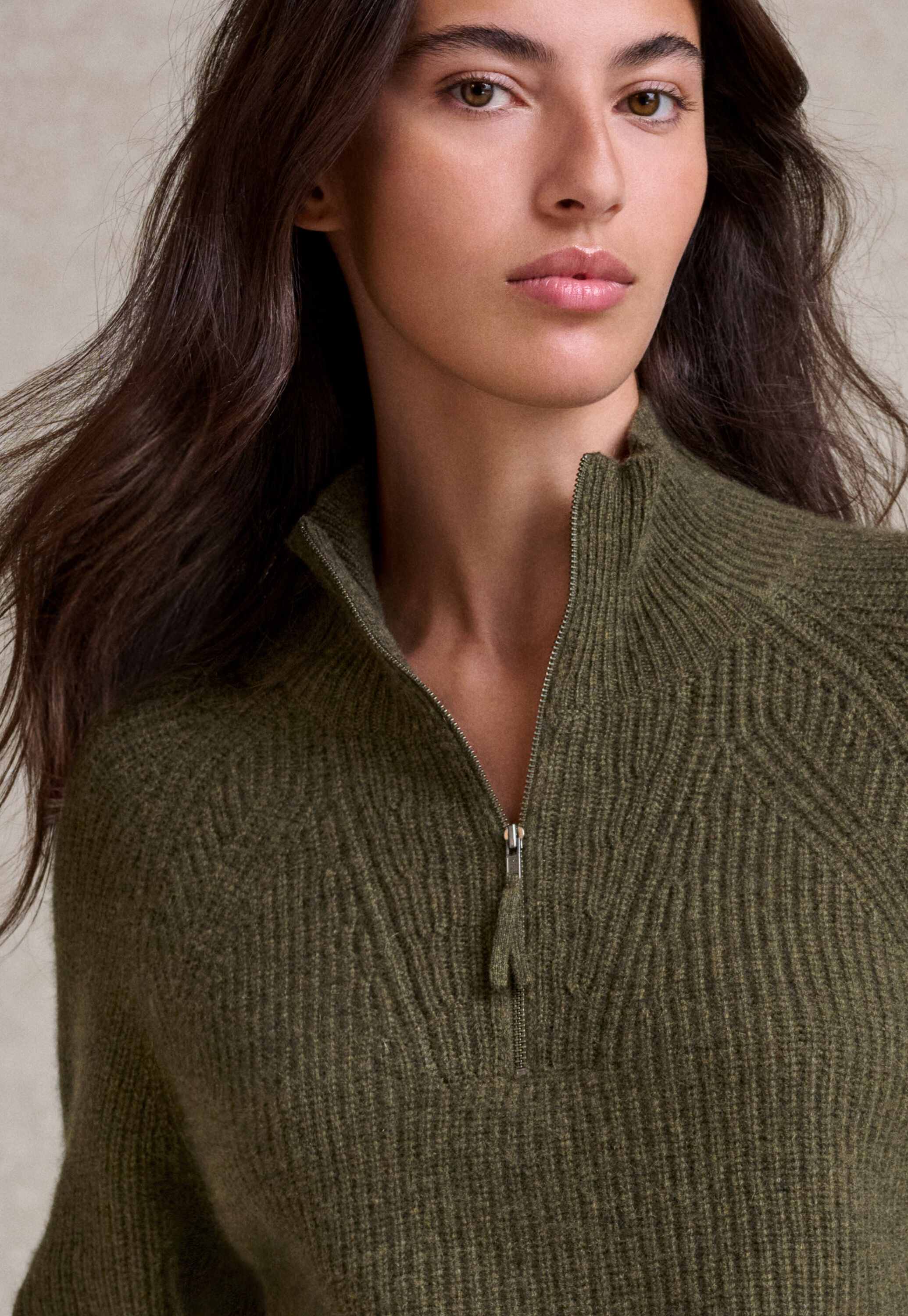 Pullover mit Frontrei&szlig;verschluss