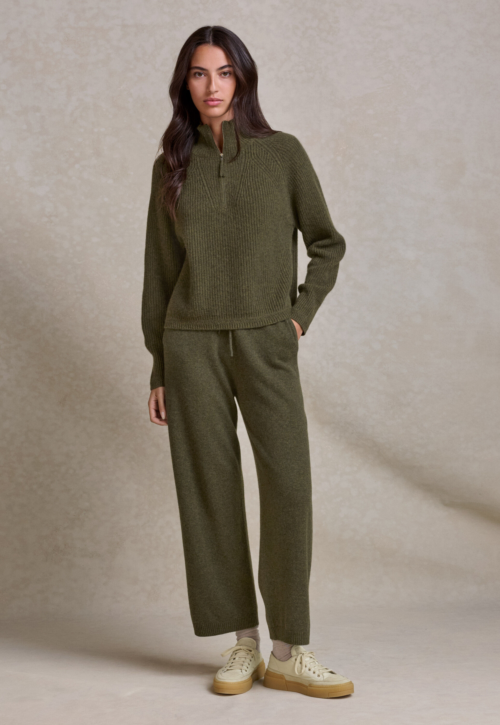 Pullover mit Frontrei&szlig;verschluss