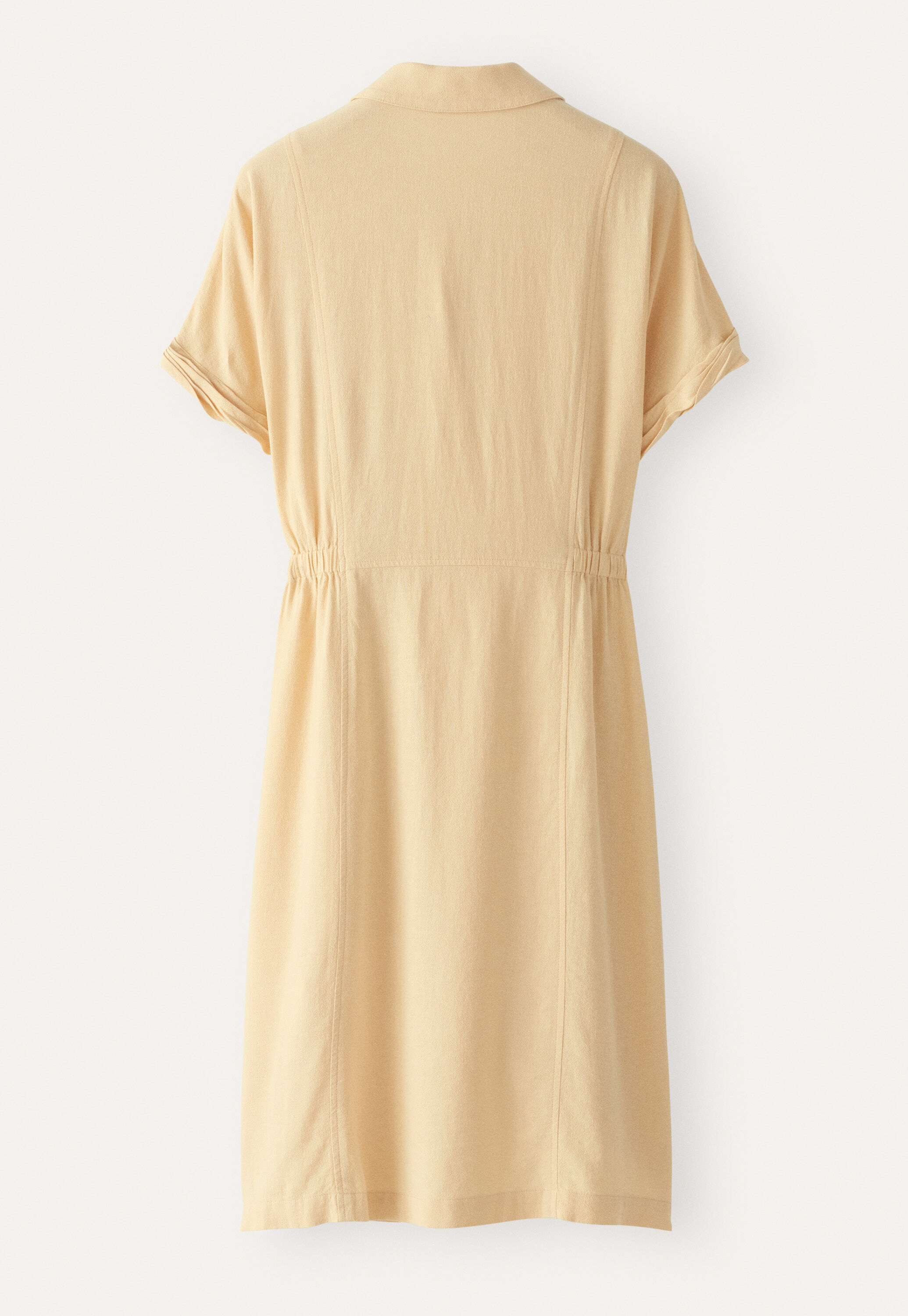 Kurzes Kleid mit Kragen