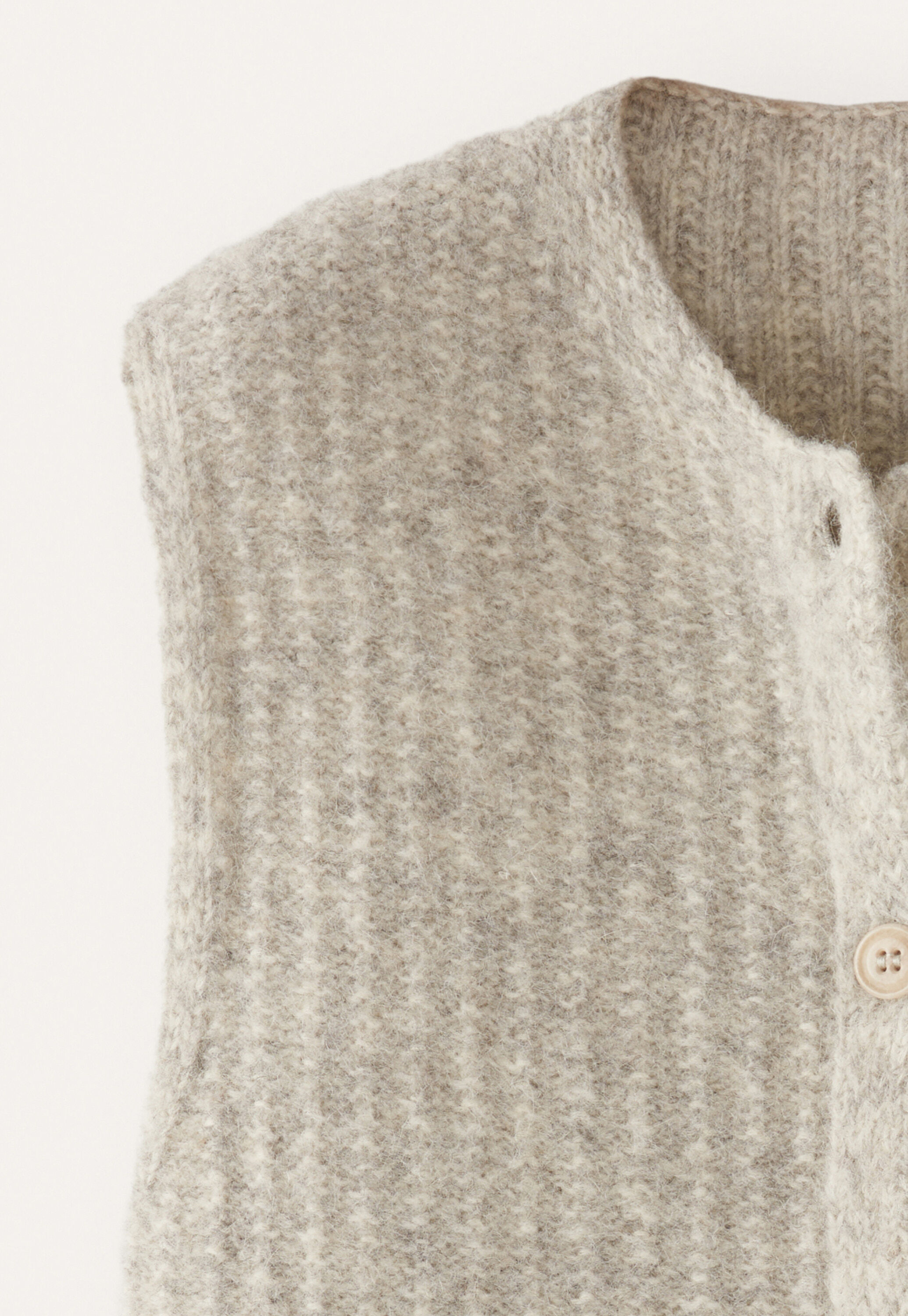&Auml;rmelloser Cardigan