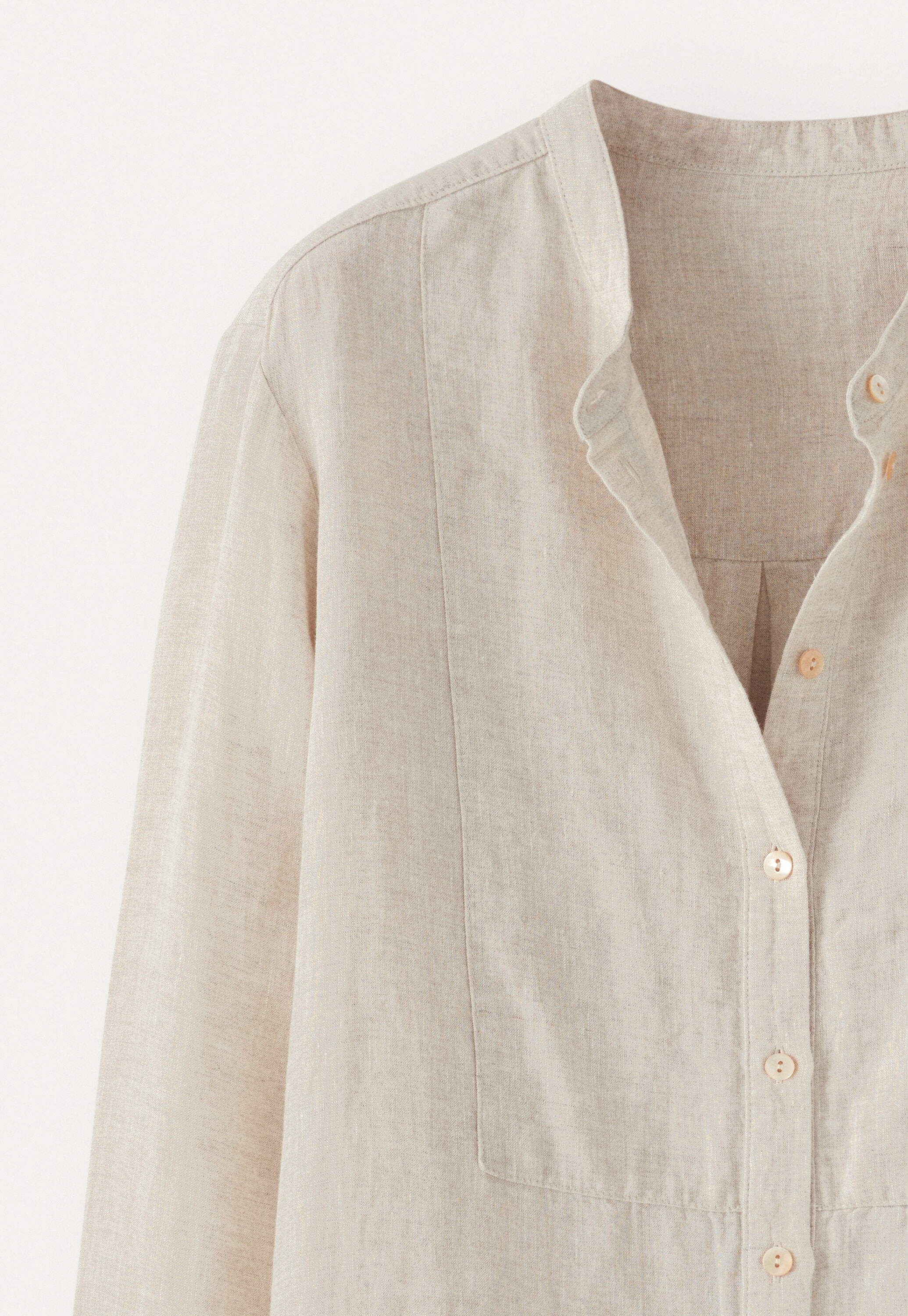 Lange Bluse mit Latzeinsatz