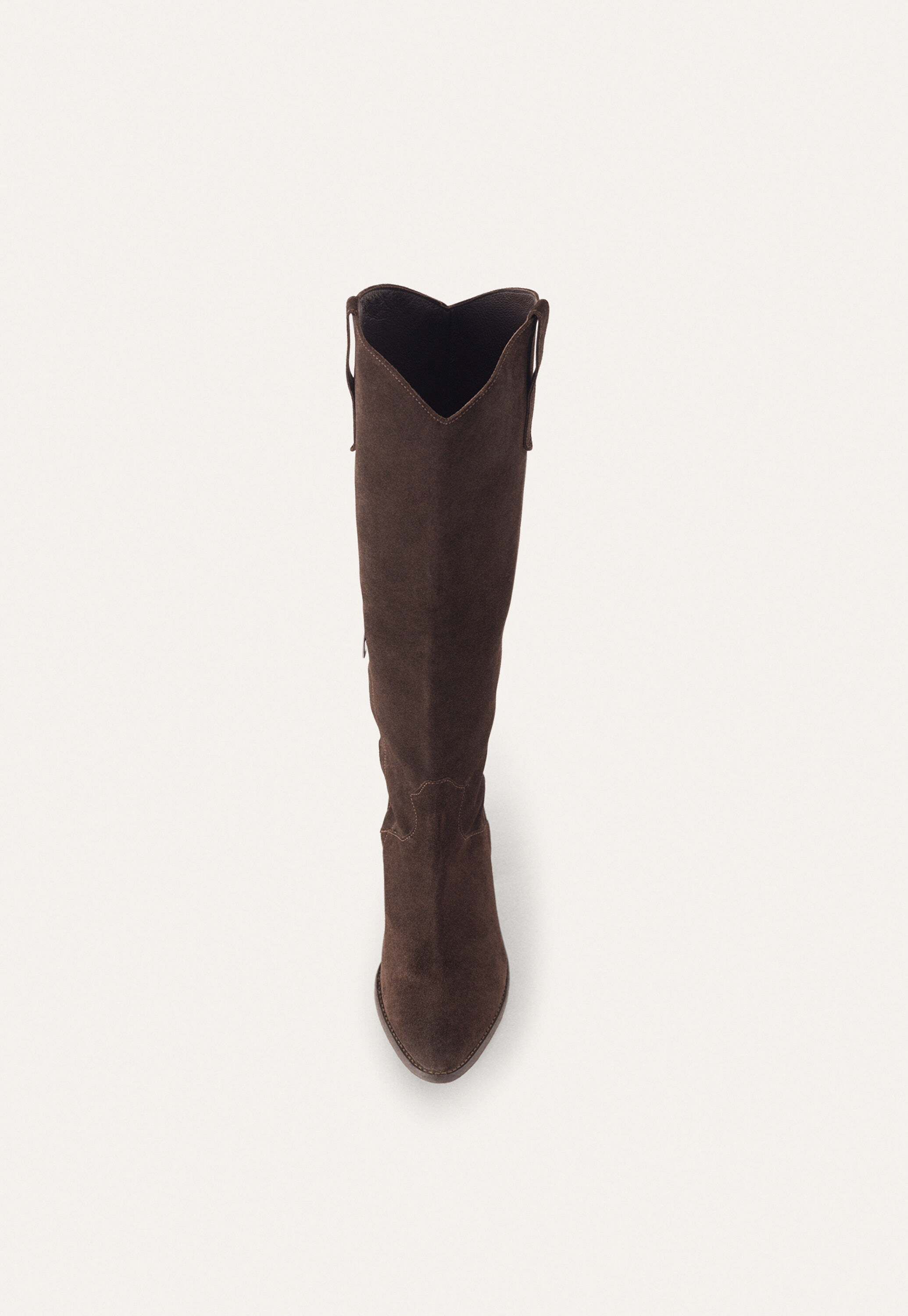 Kniehohe, spitze Stiefel