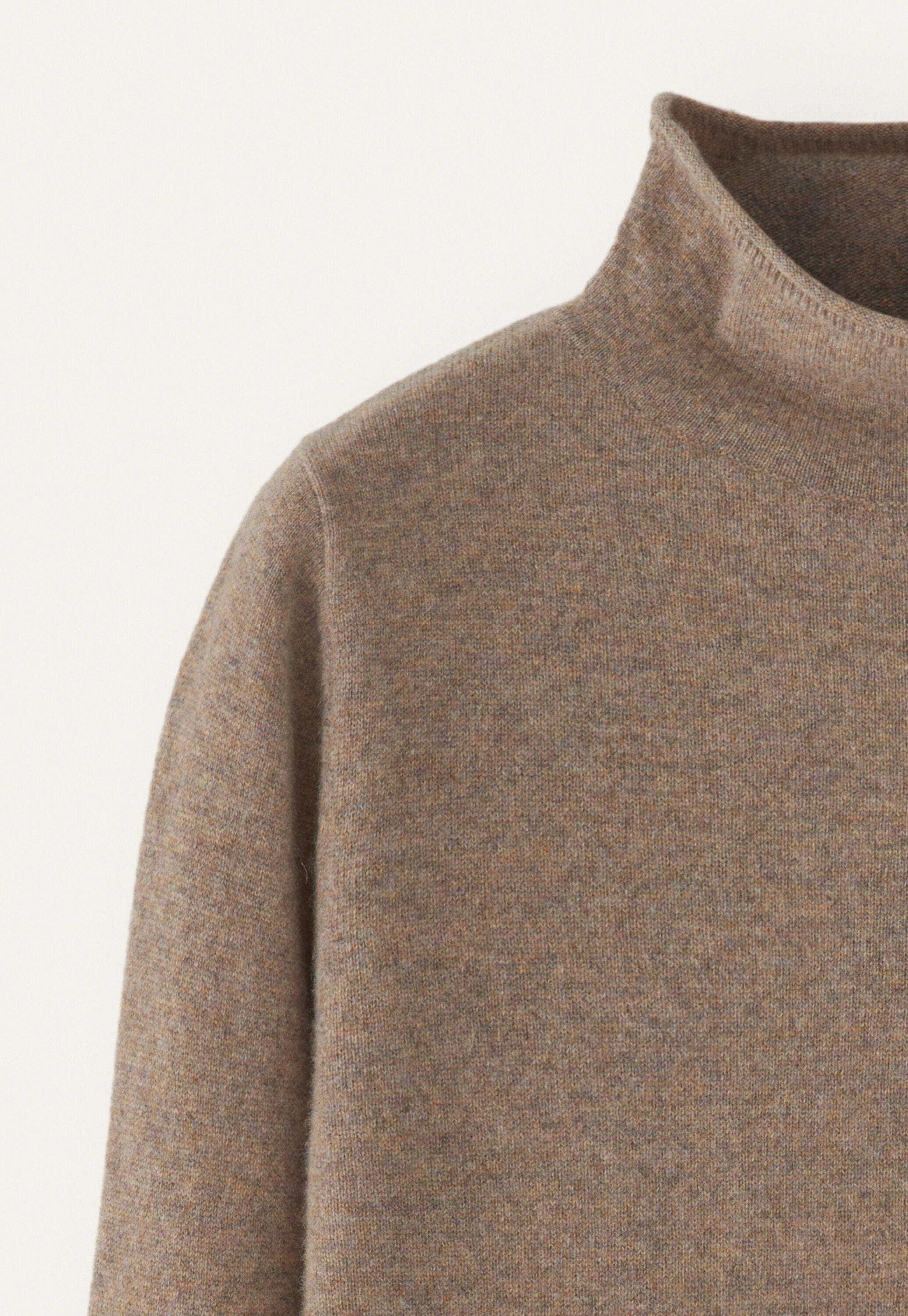 Pullover mit hohem Kragen