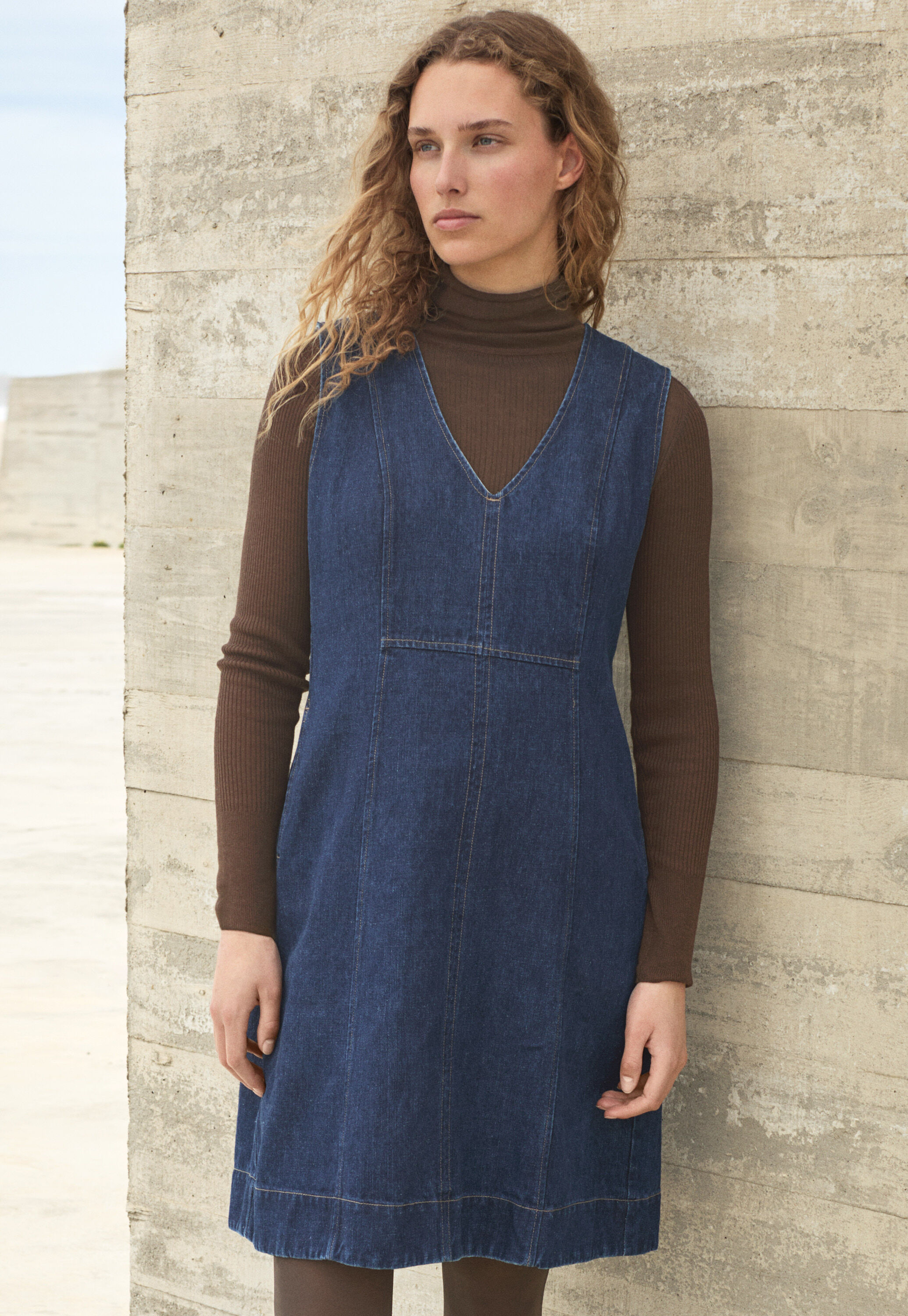 &Auml;rmelloses Indigo-Kleid