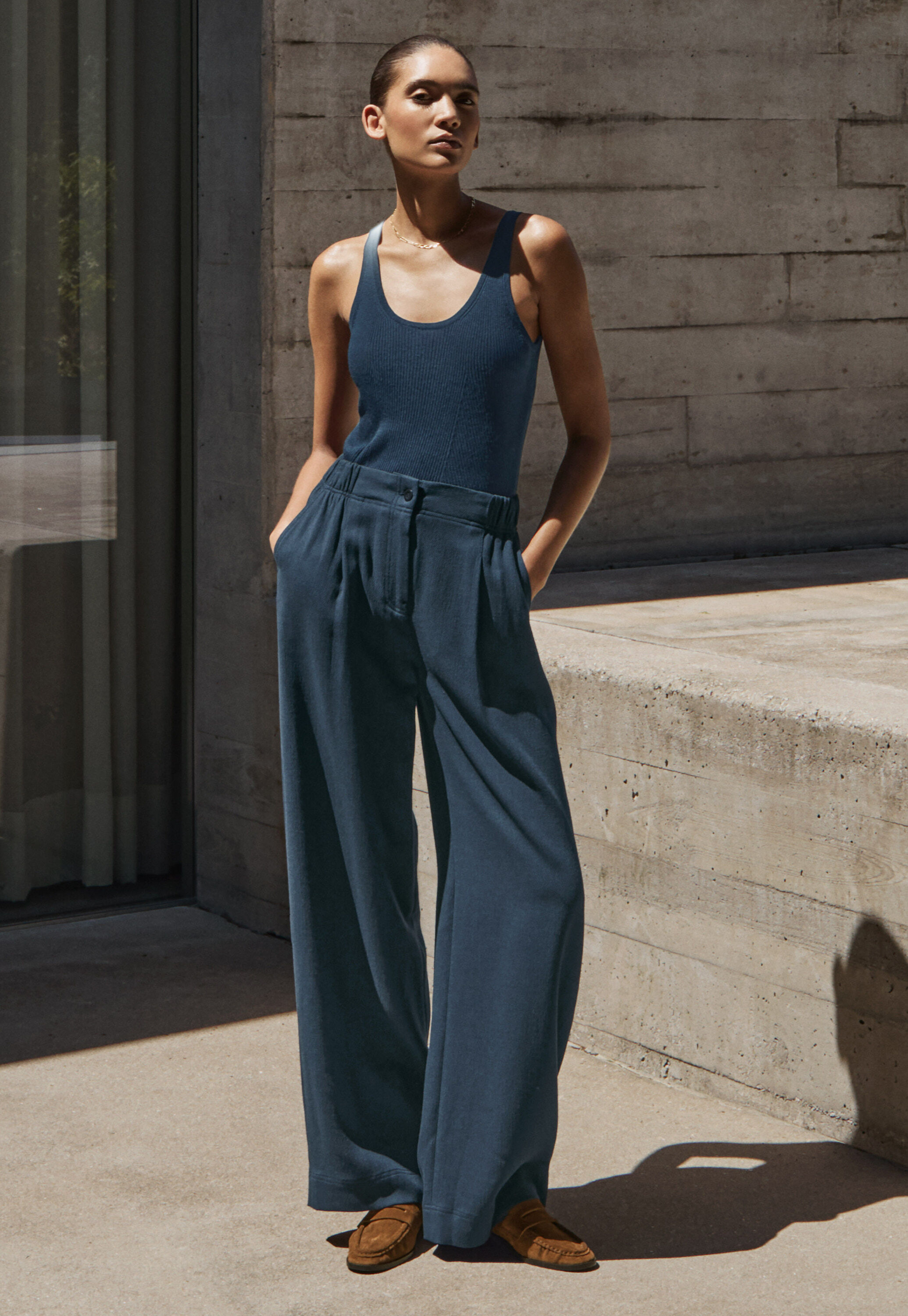 Elegante Hose mit weitem Bein