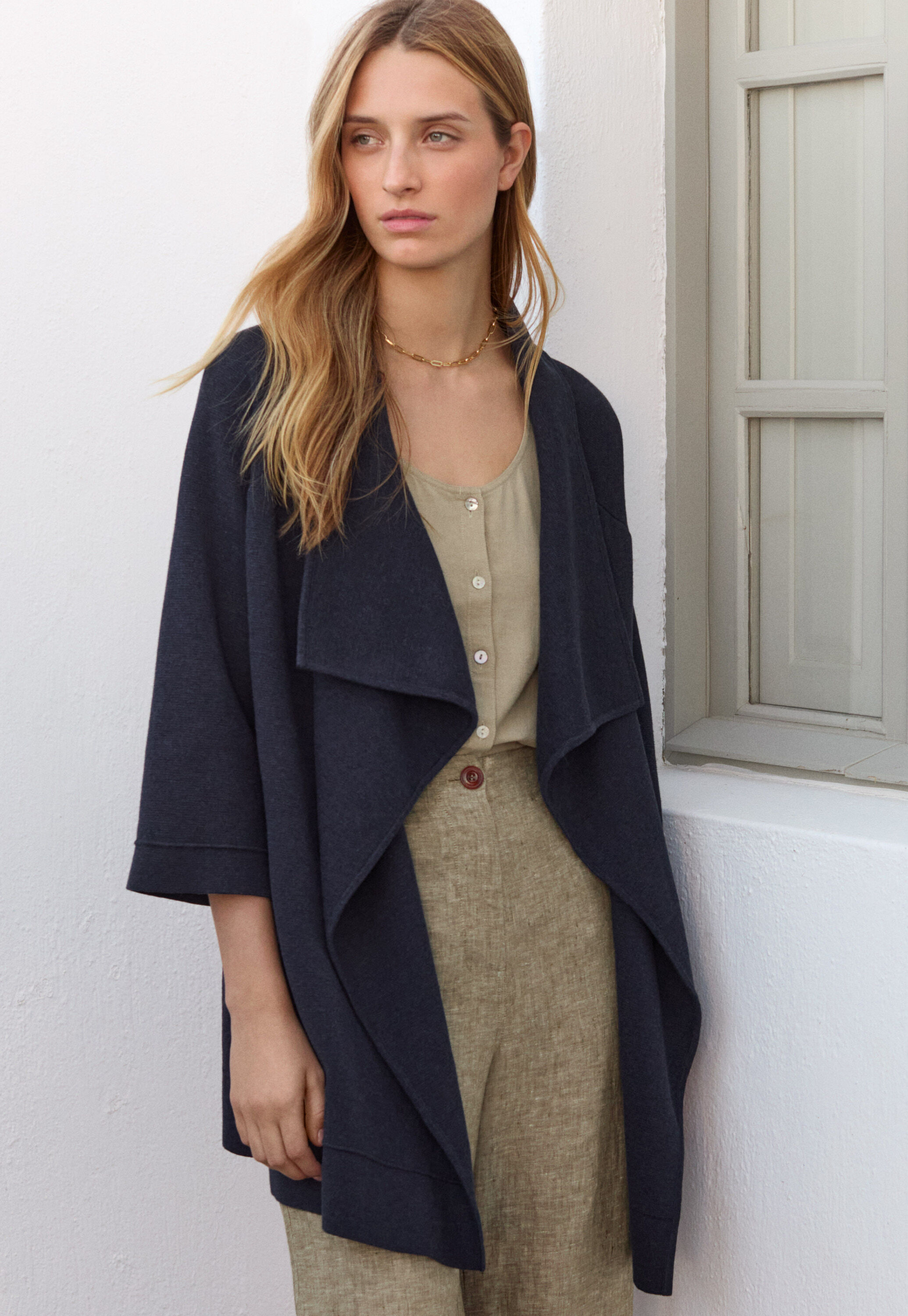 Jacke mit Wasserfallkante