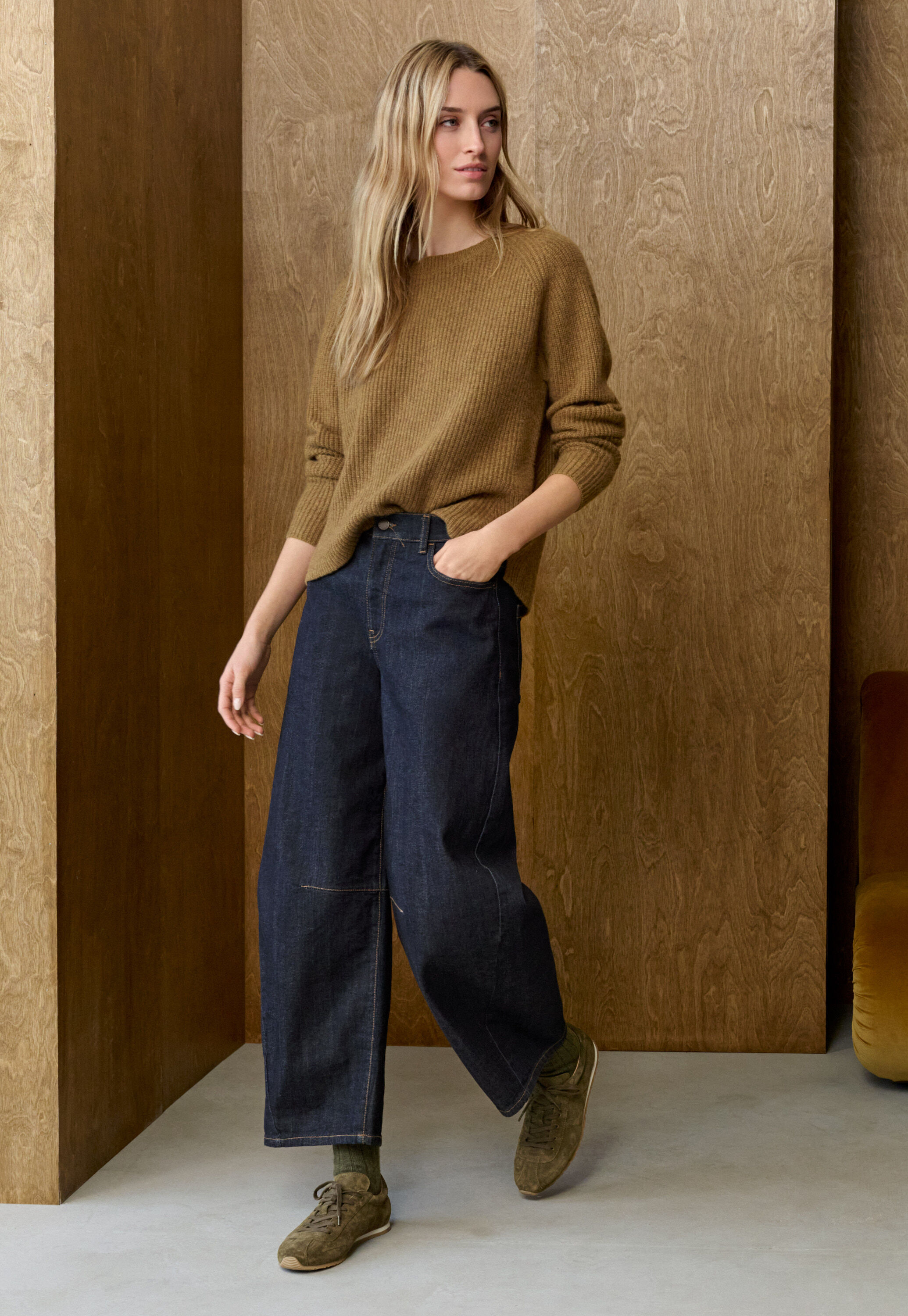 Gerippter Pullover mit Rundhalsausschnitt