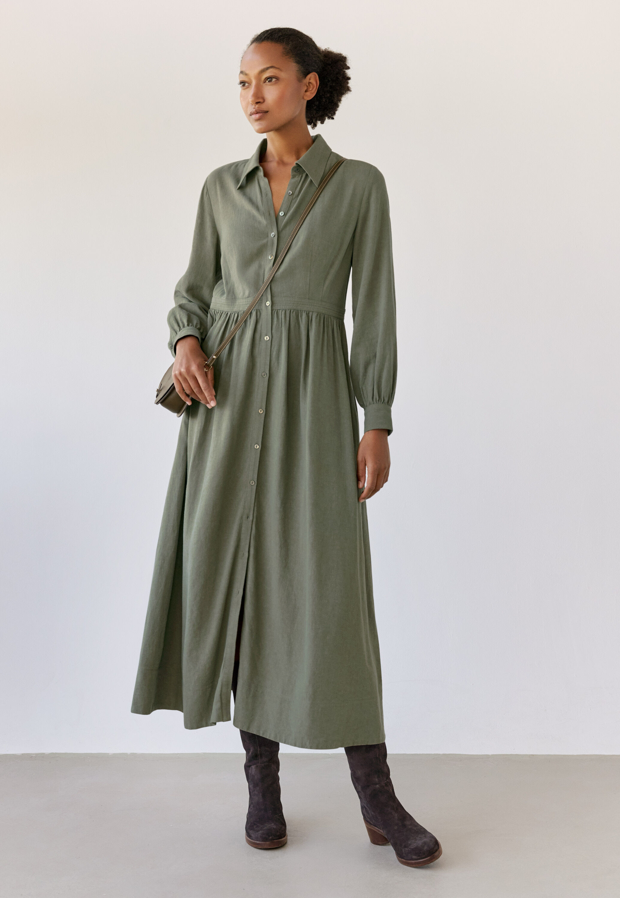 Langes Hemdkleid