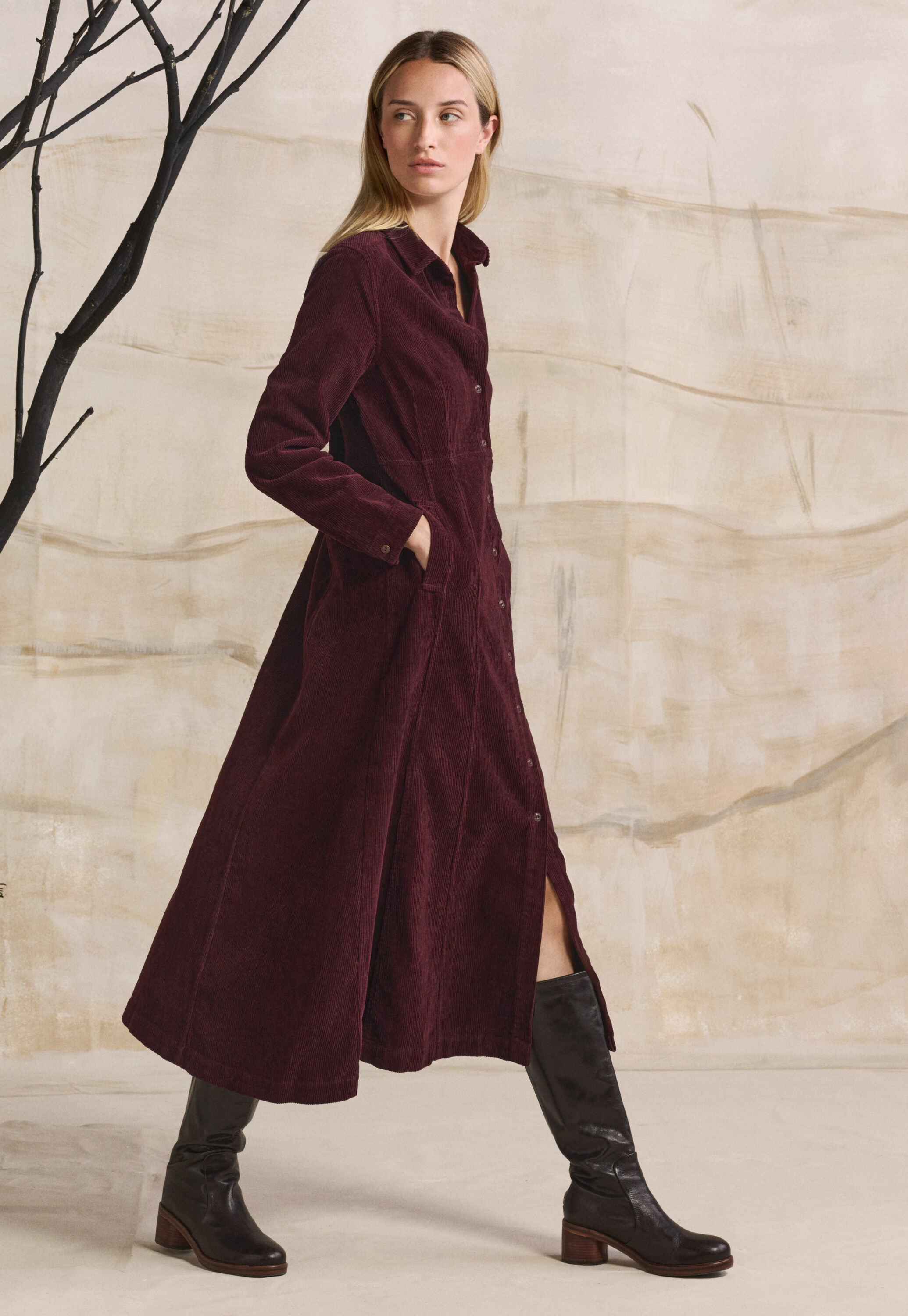 Kleid mit Eins&auml;tzen