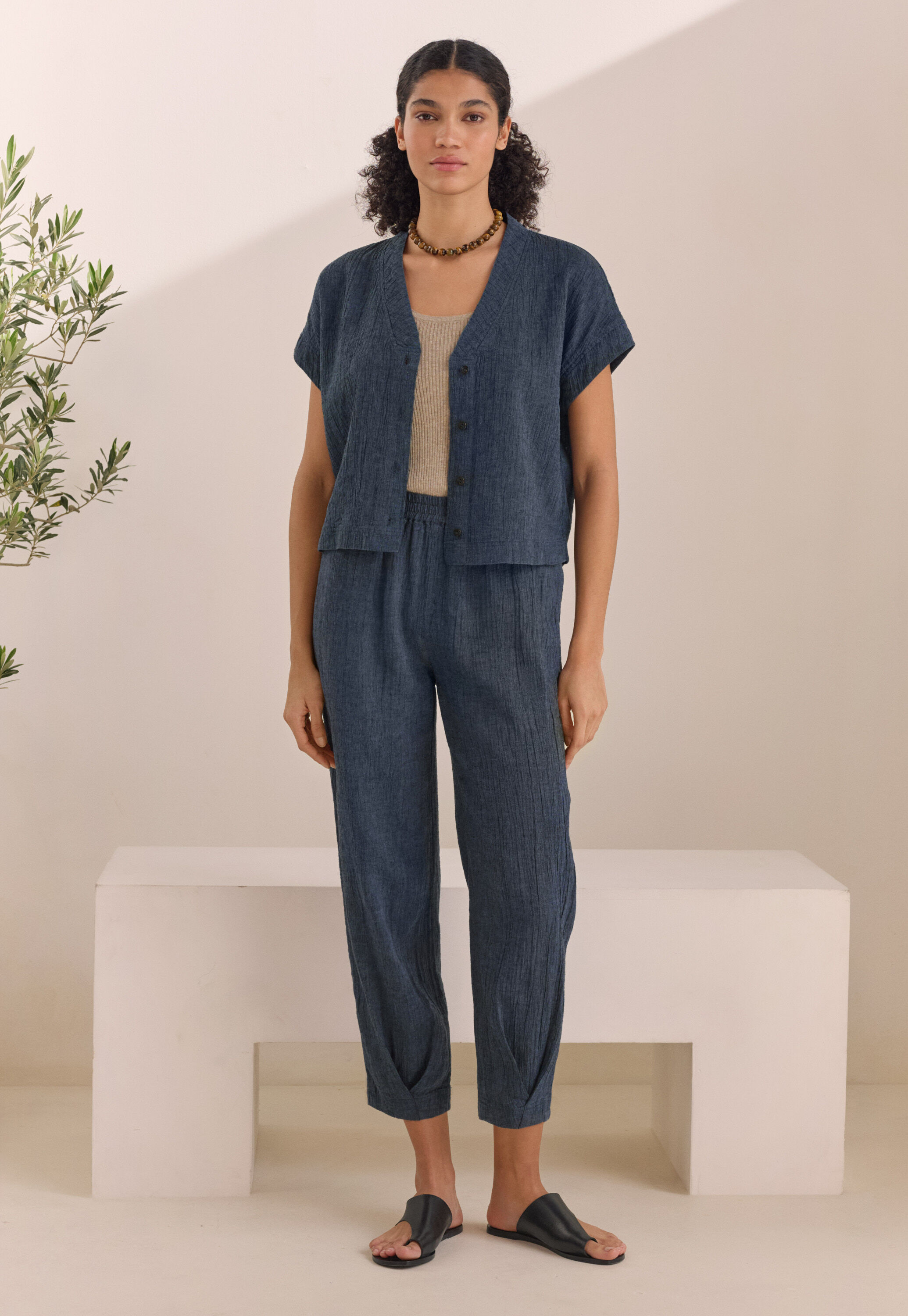 Schmal zulaufende Crinkle-Hose