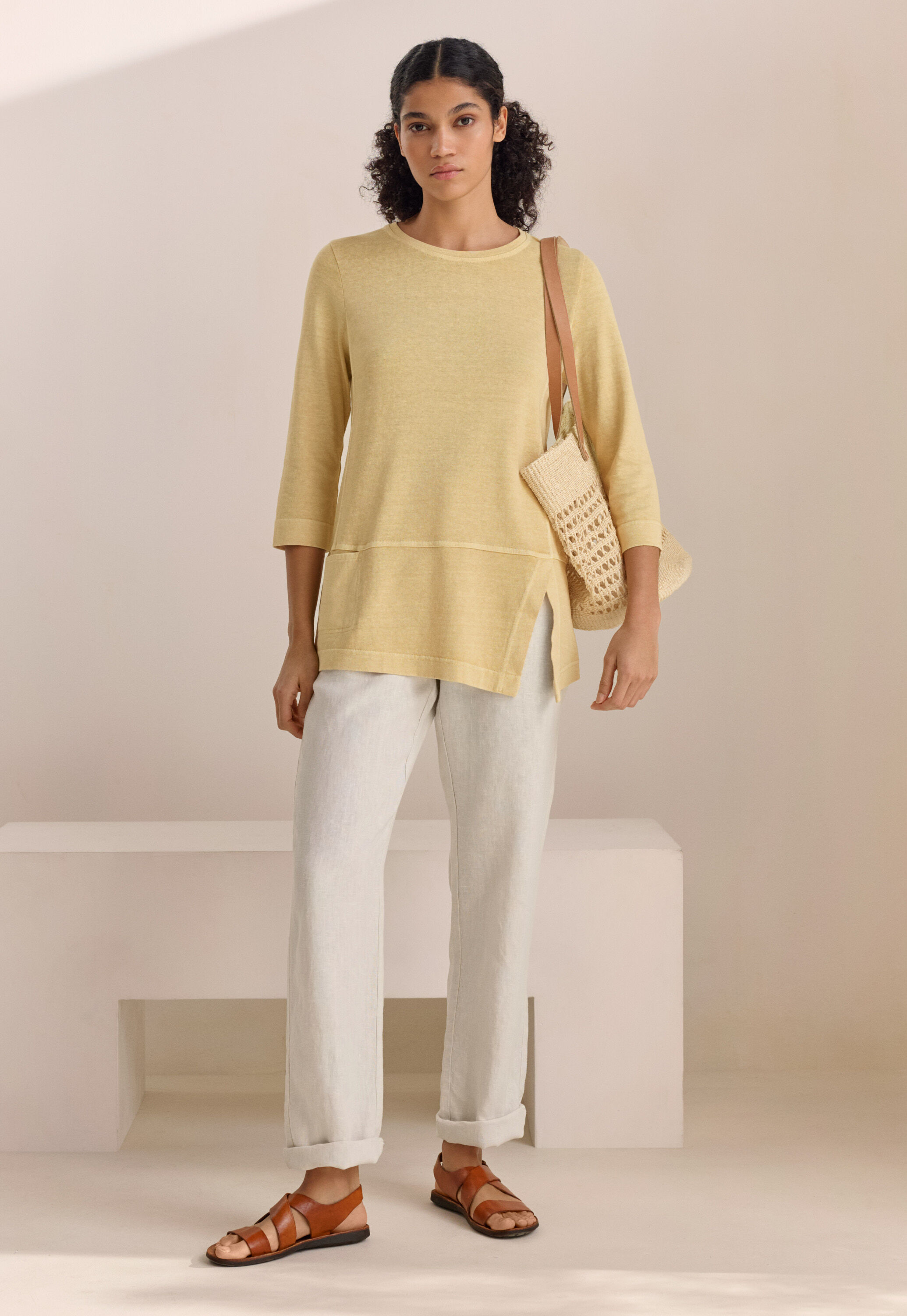 Shopper mit Lederriemen