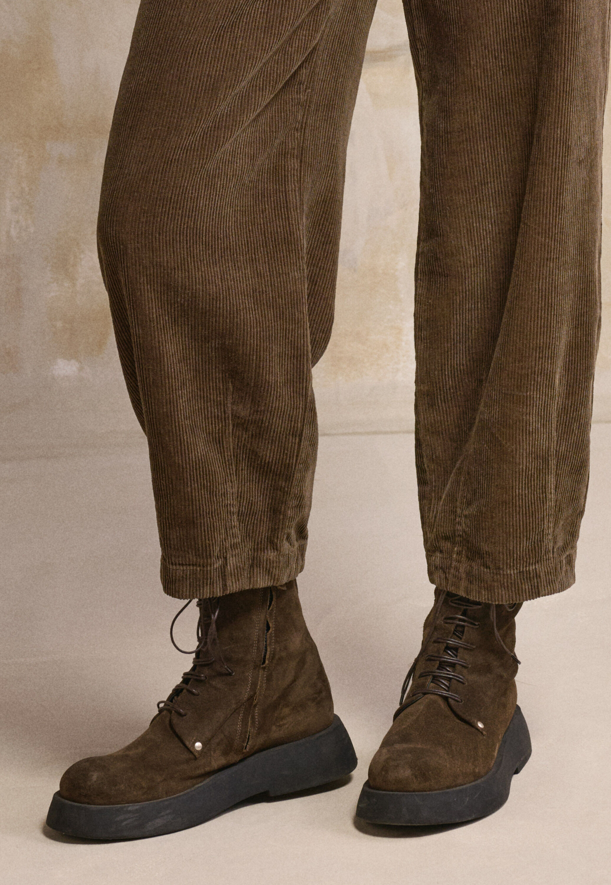 Schn&uuml;rstiefel