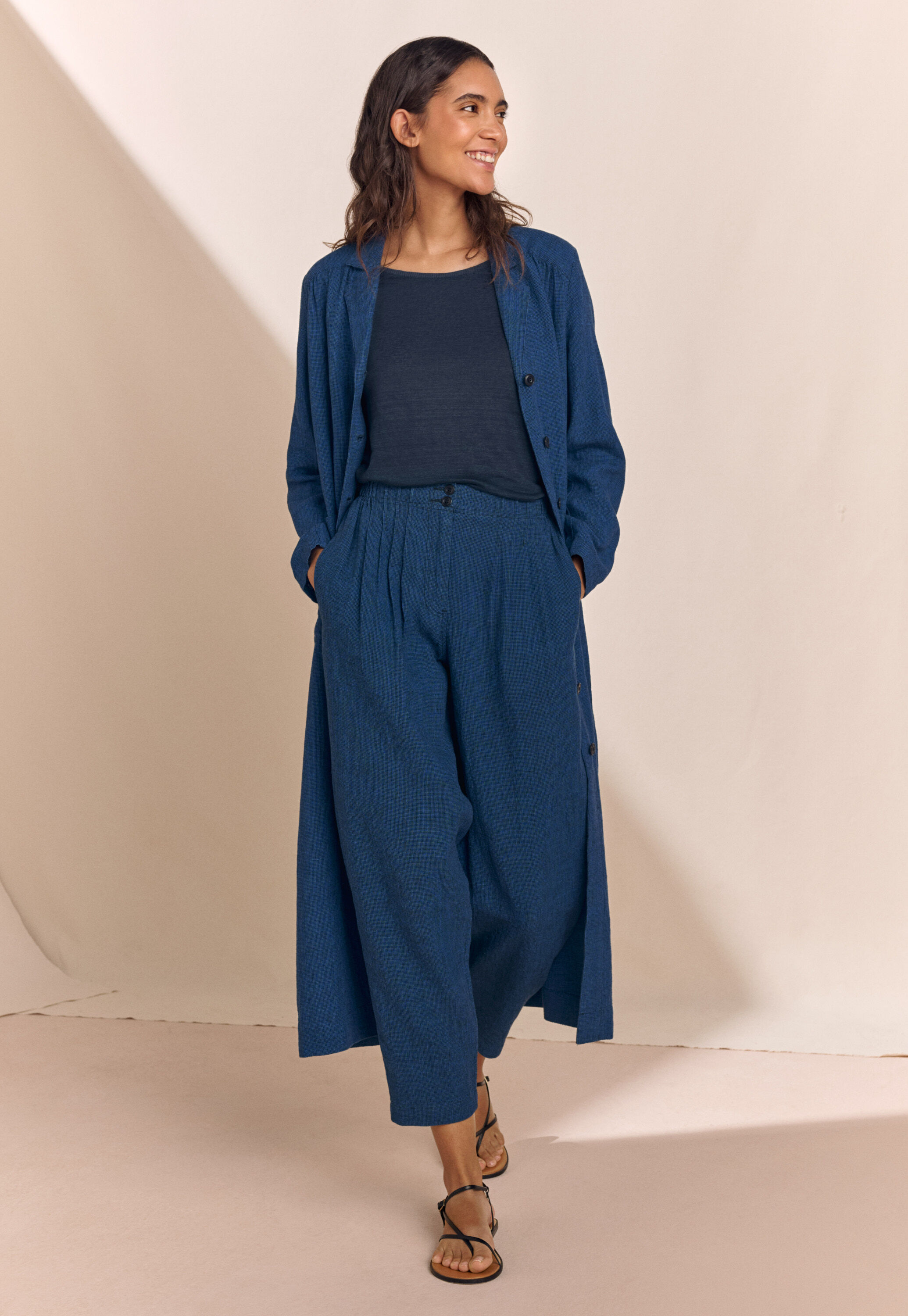Schmal zulaufende Hose