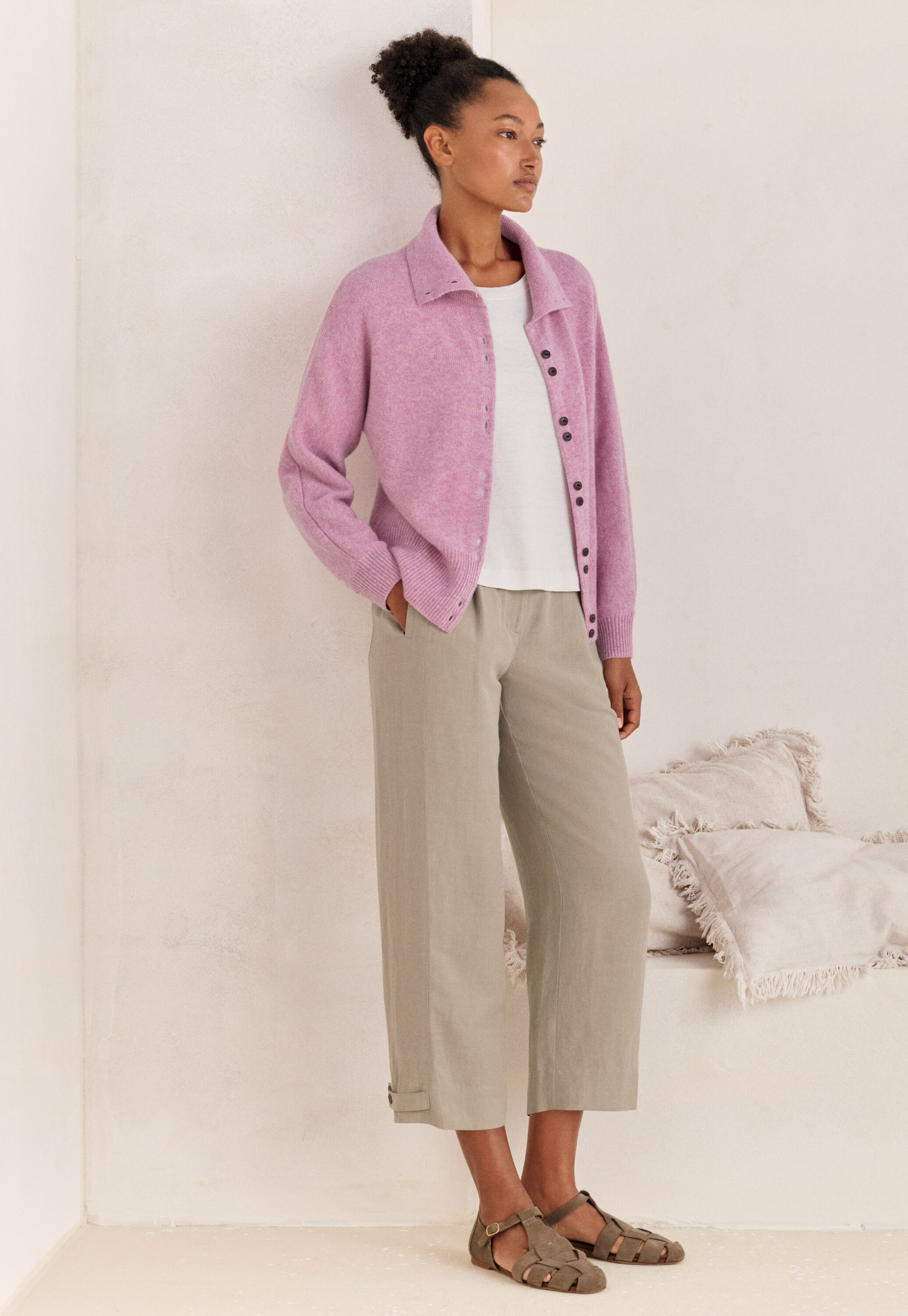 Cardigan mit Trichterkragen