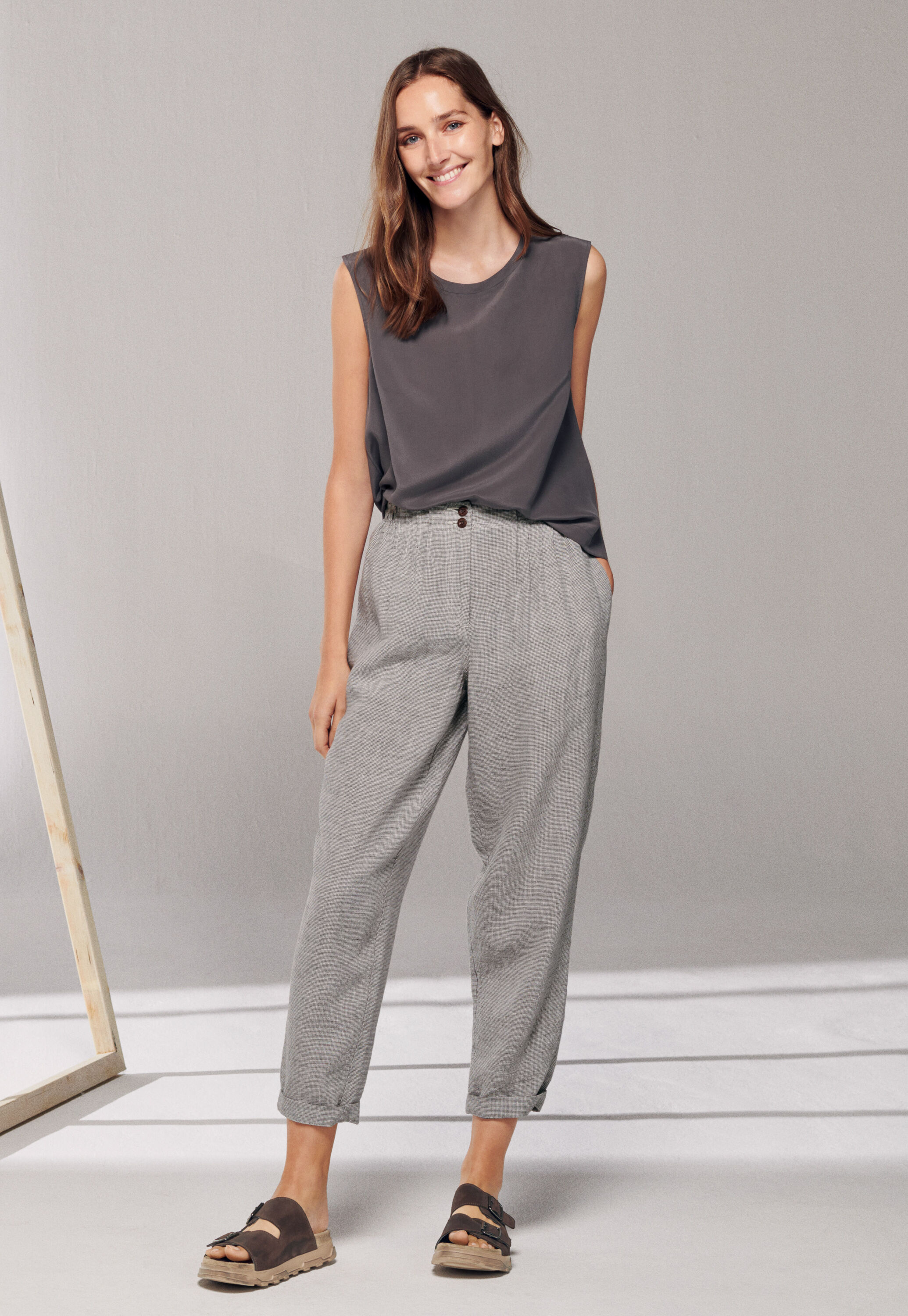 Schmal zulaufende Hose