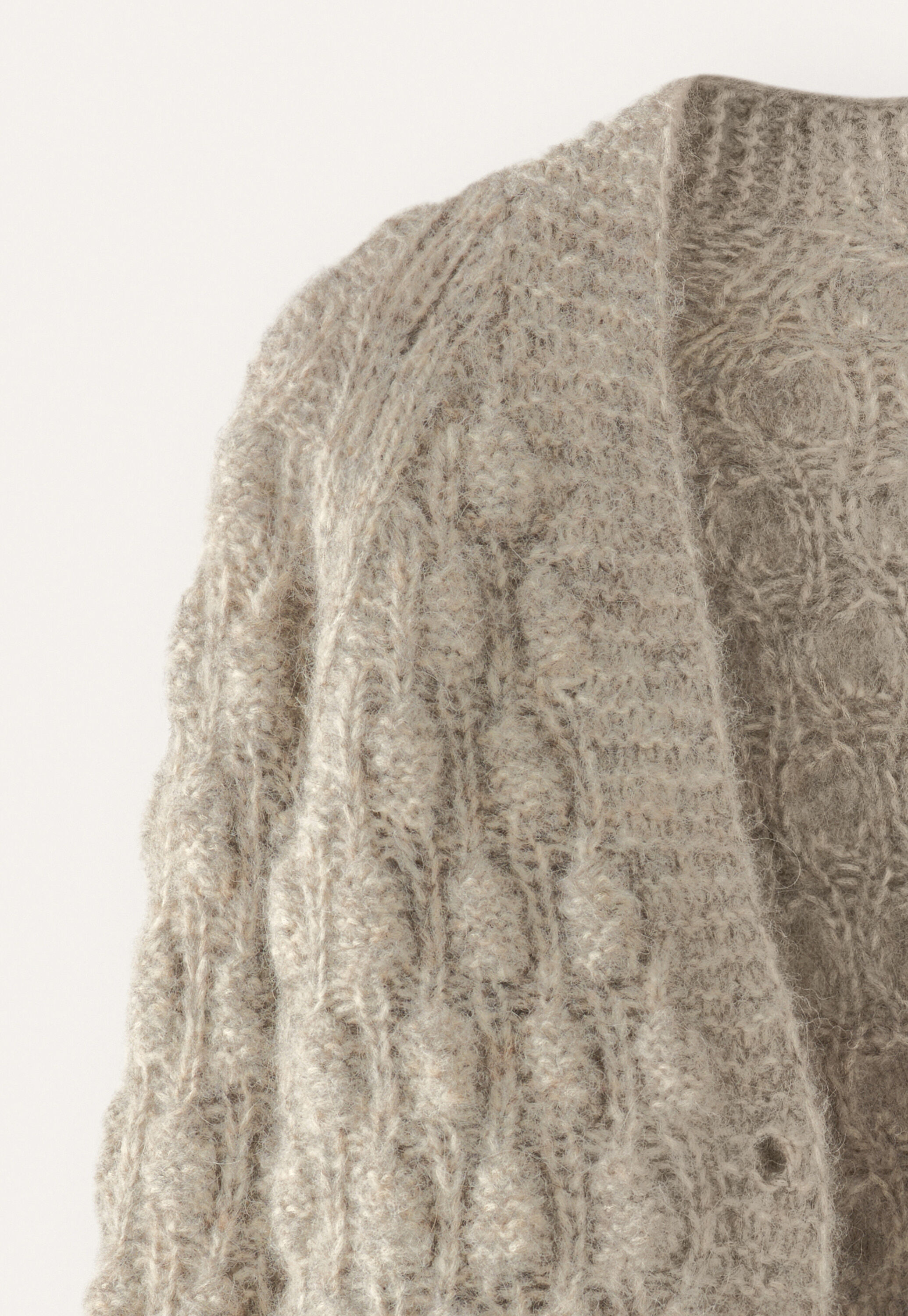 Handgestrickter Cardigan