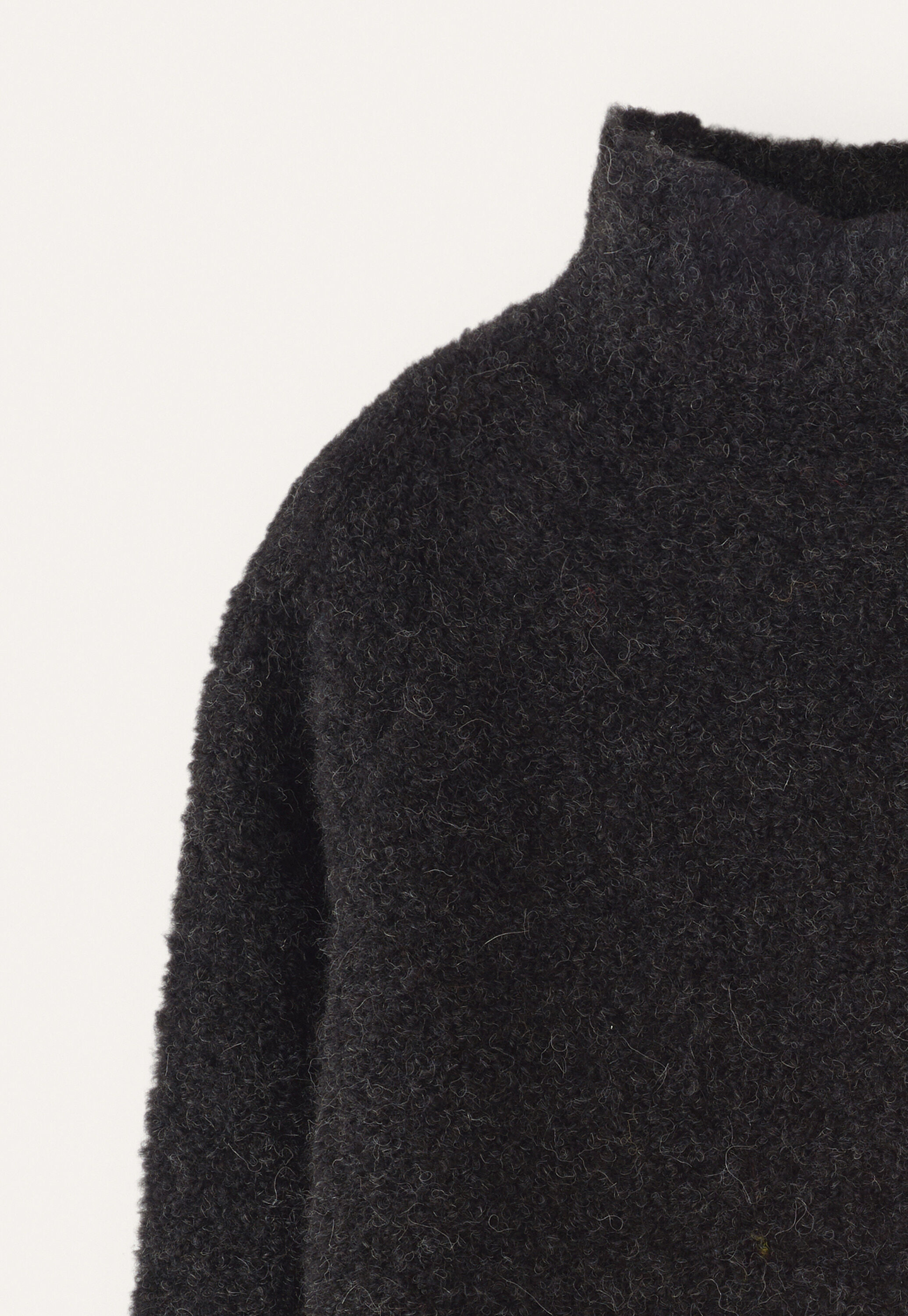 Pullover mit Trichterkragen