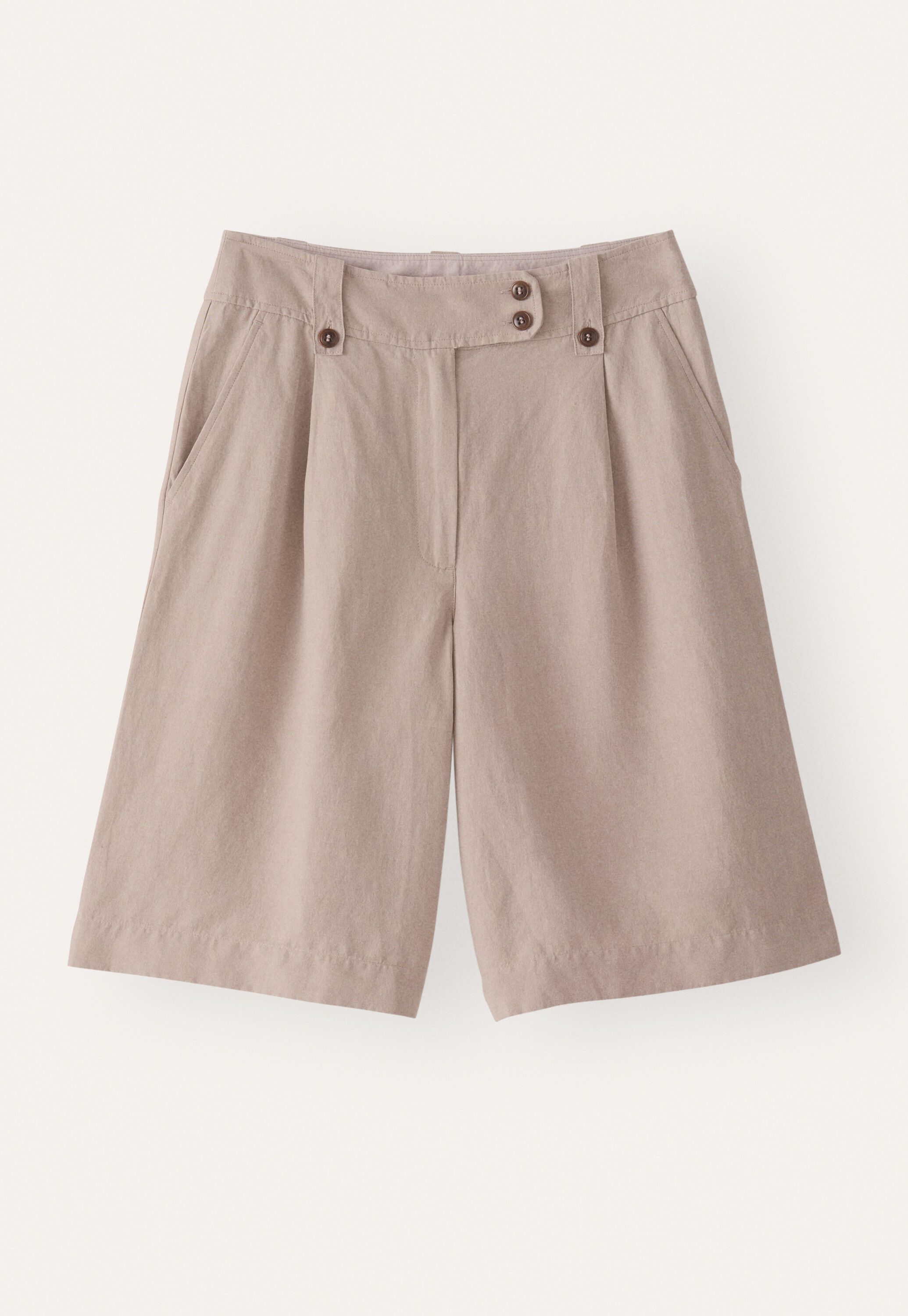 Shorts mit Faltenfront