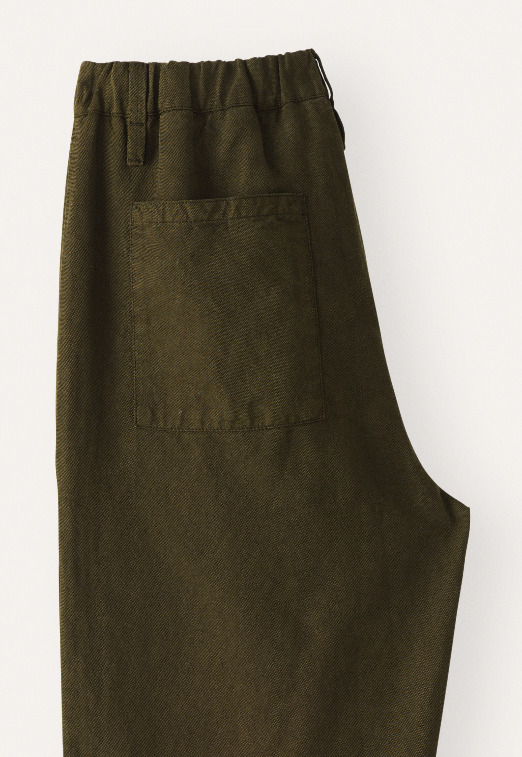 Hose mit schmal zulaufendem Bein