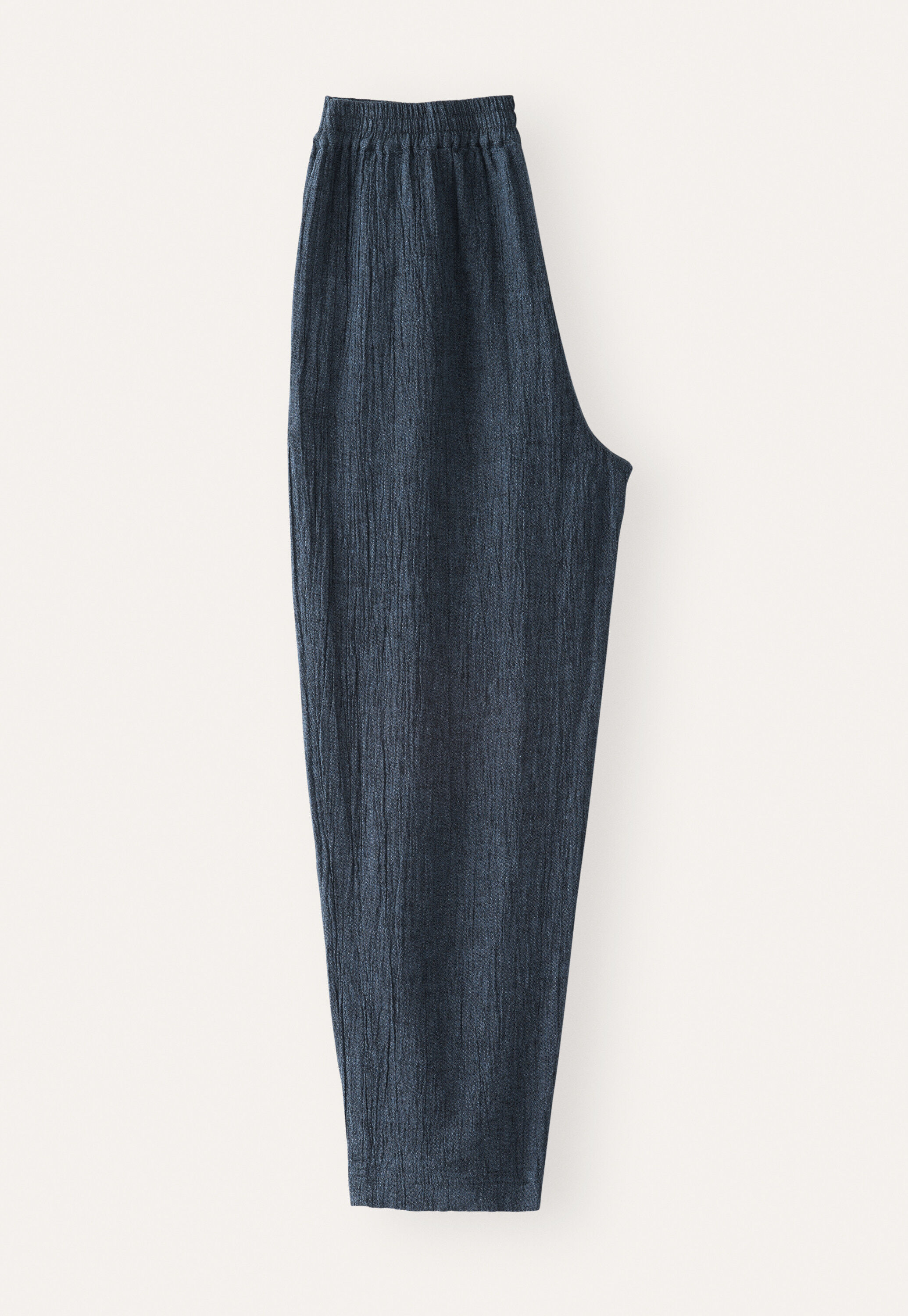 Schmal zulaufende Crinkle-Hose