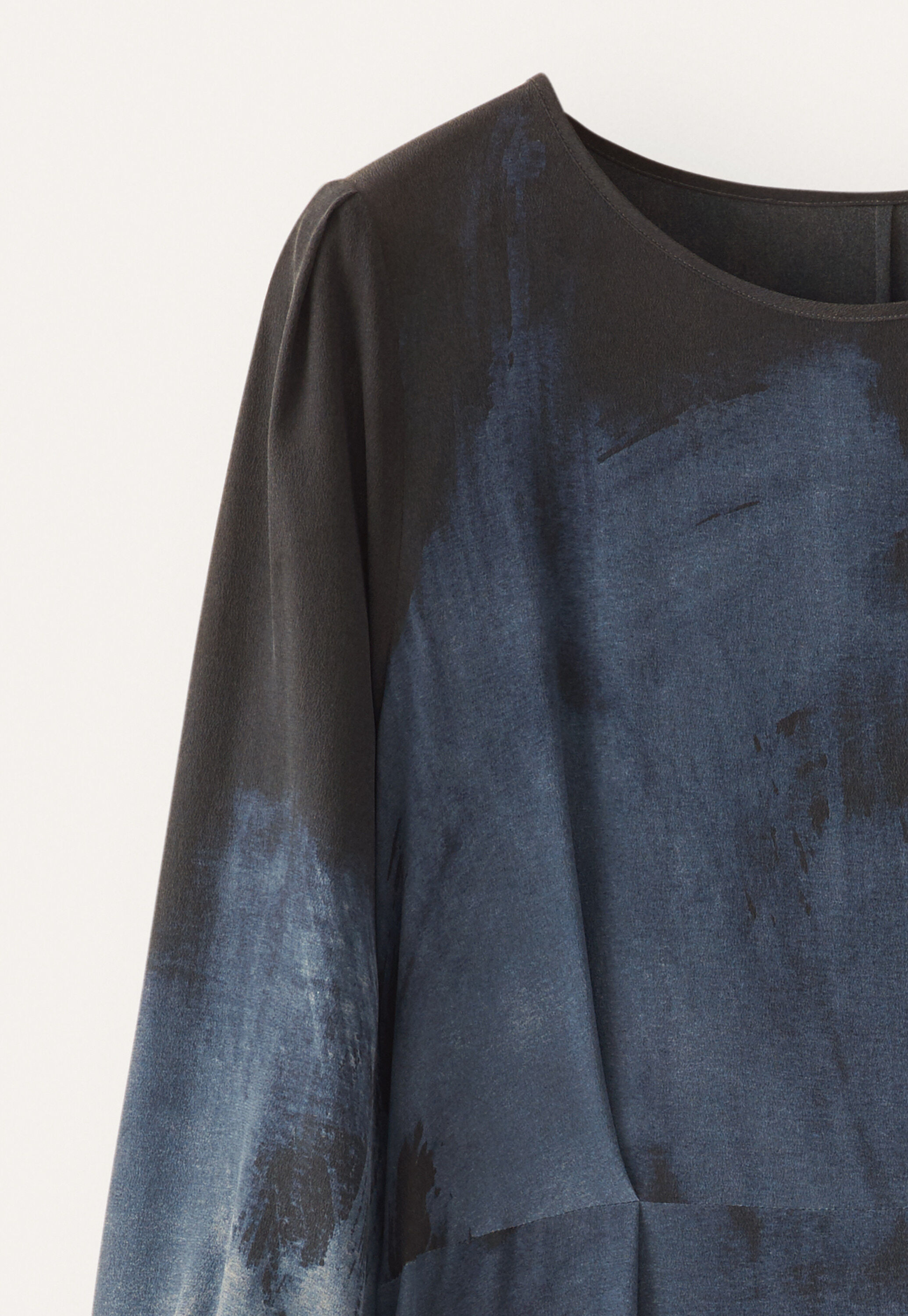 Langes Kleid mit Print