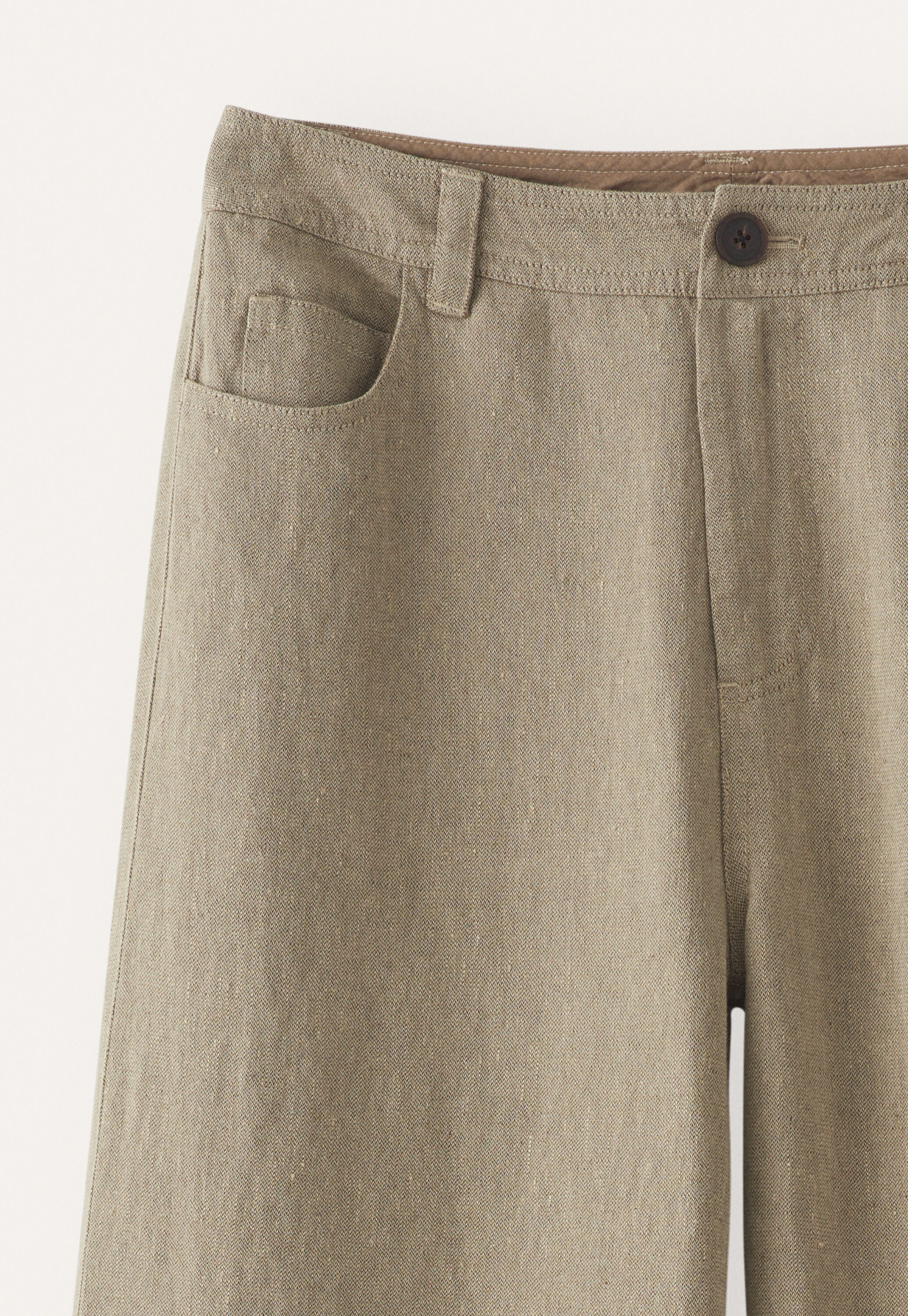 Weite Hose mit geradem Bein