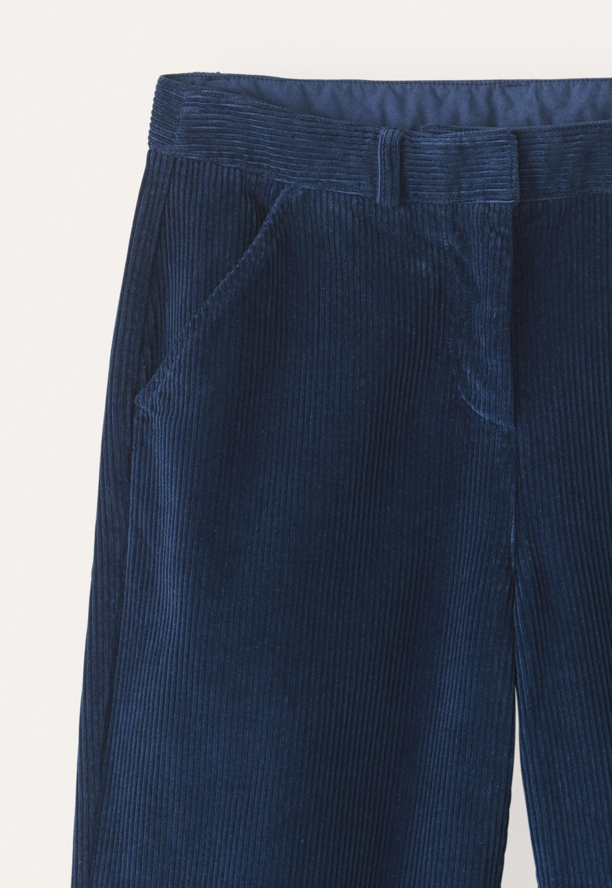 Hose mit weitem Bein