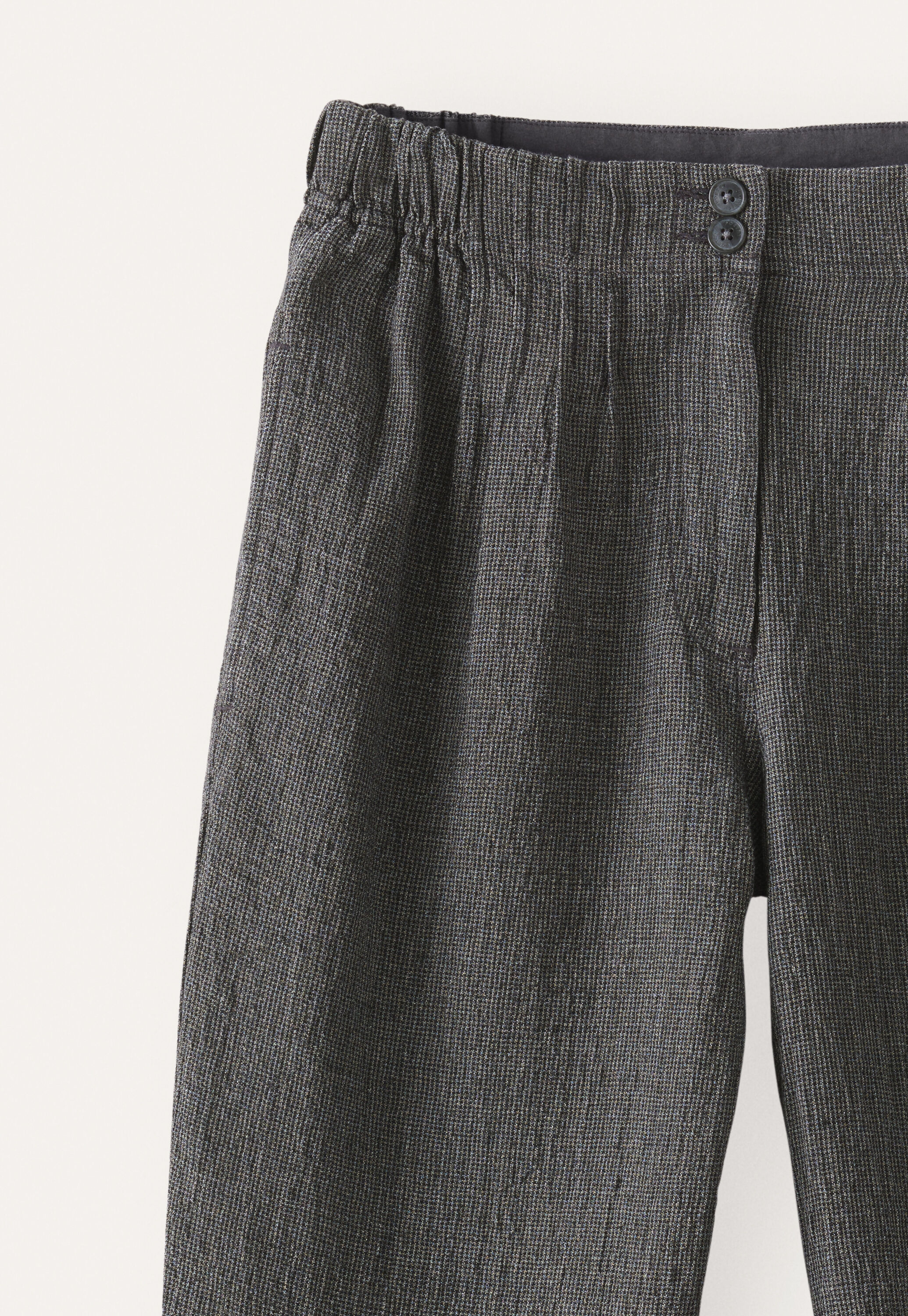 Schmal zulaufende Hose
