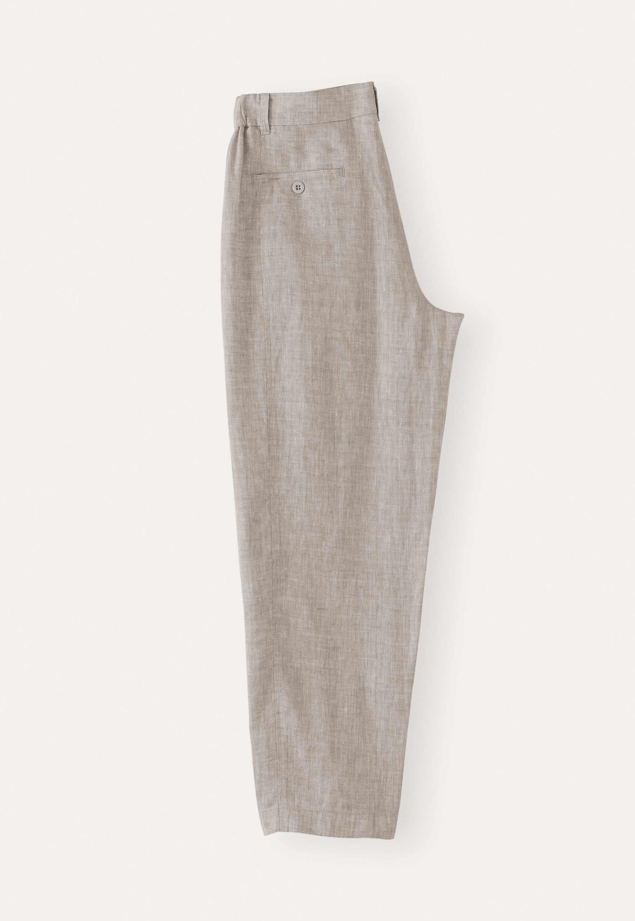 K&uuml;rzere, schmal zulaufende Hose