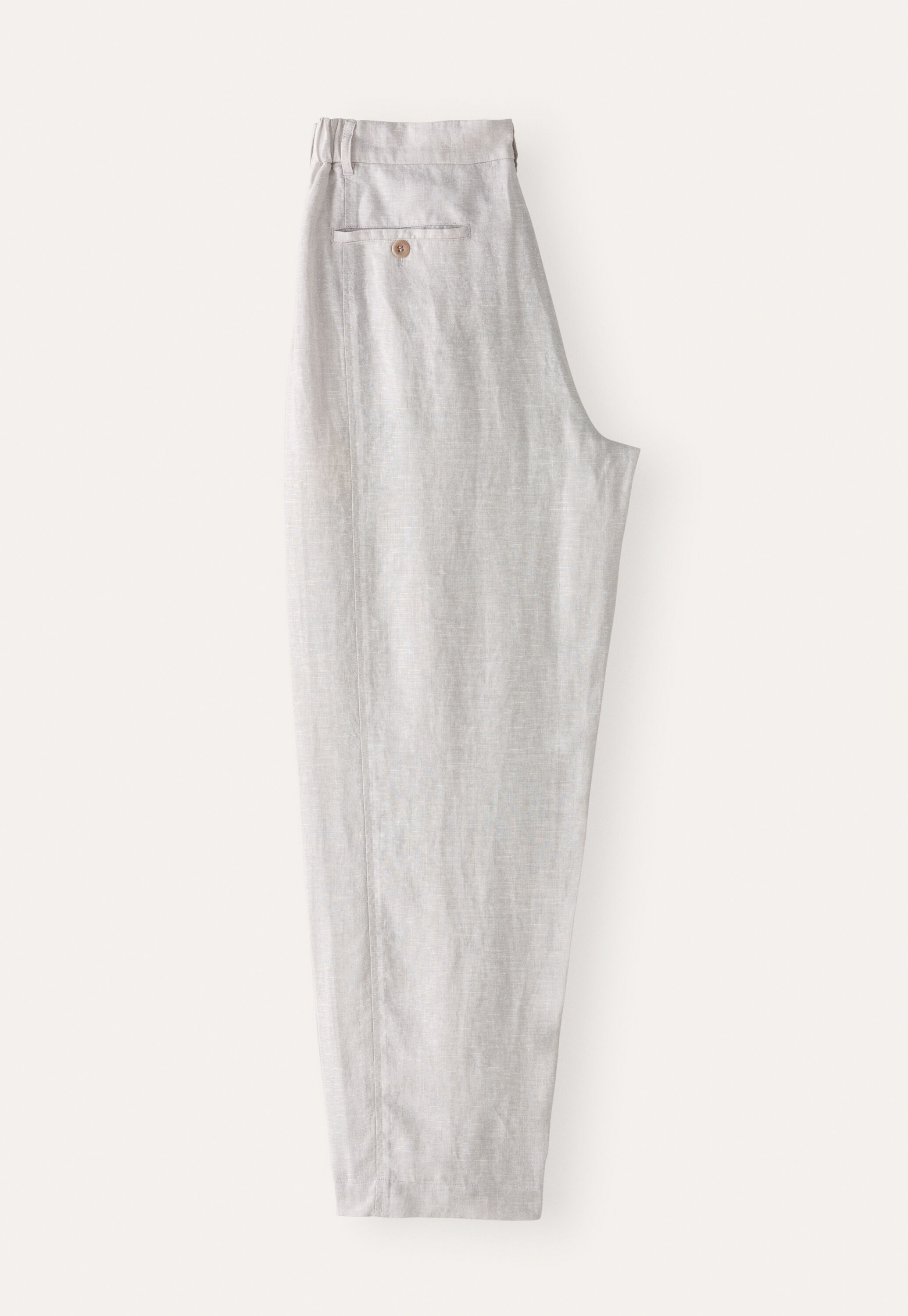K&uuml;rzere, schmal zulaufende Hose