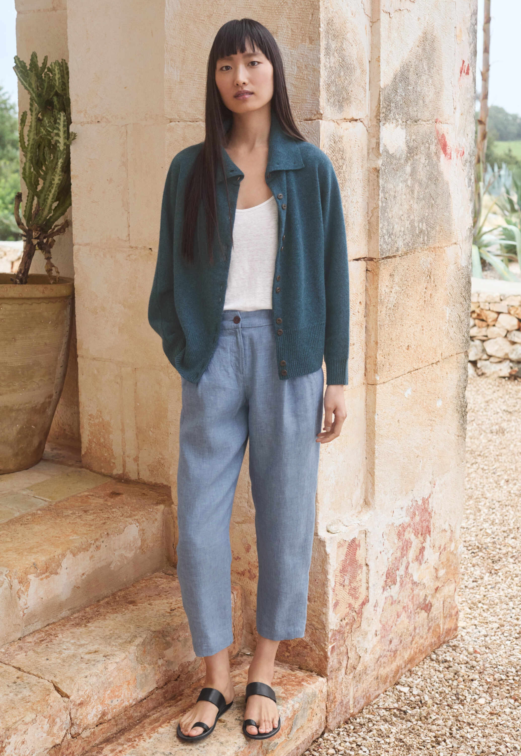 Cardigan mit Trichterkragen