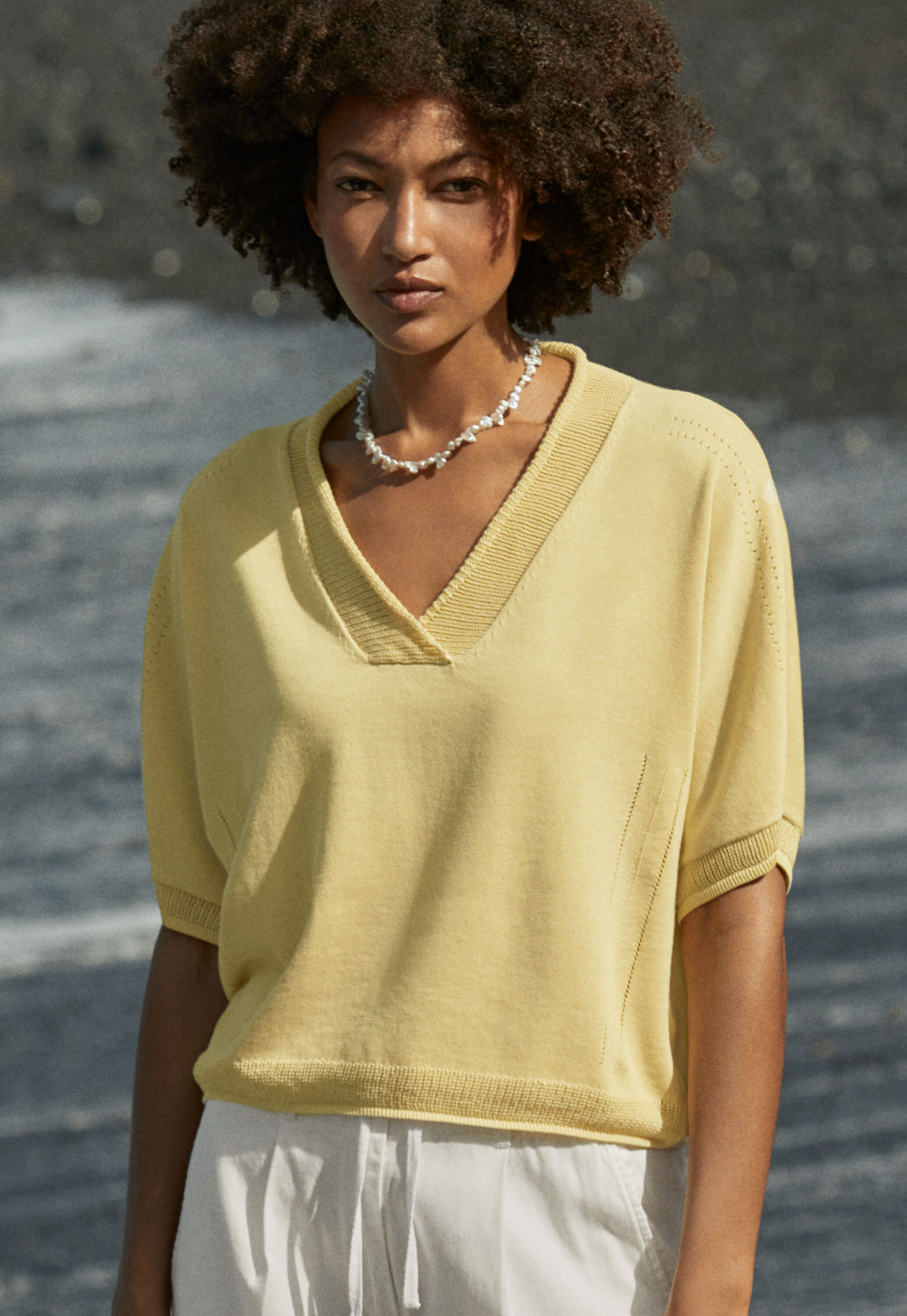 Pullover mit V-Ausschnitt