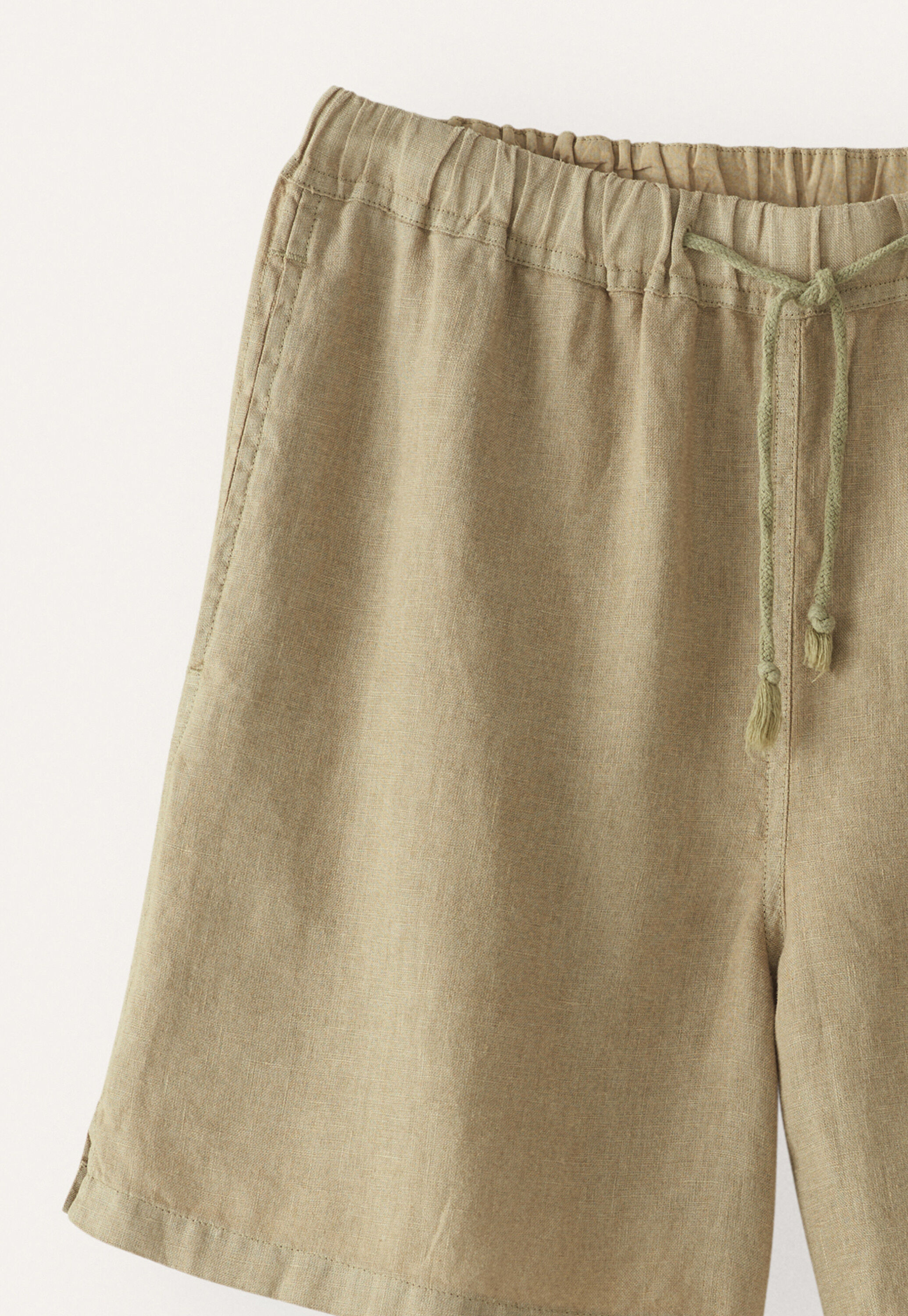 Schlupf-Shorts