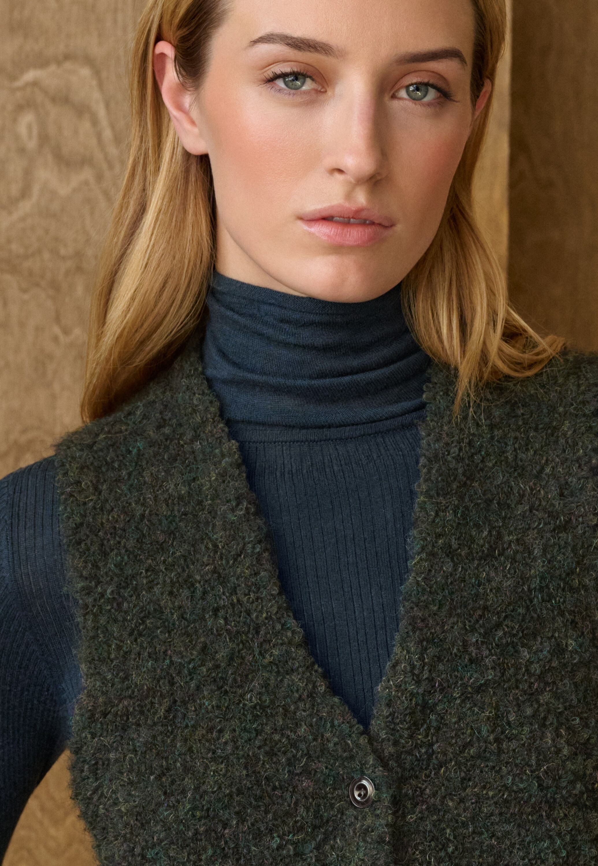 Boucl&eacute;-Strickweste