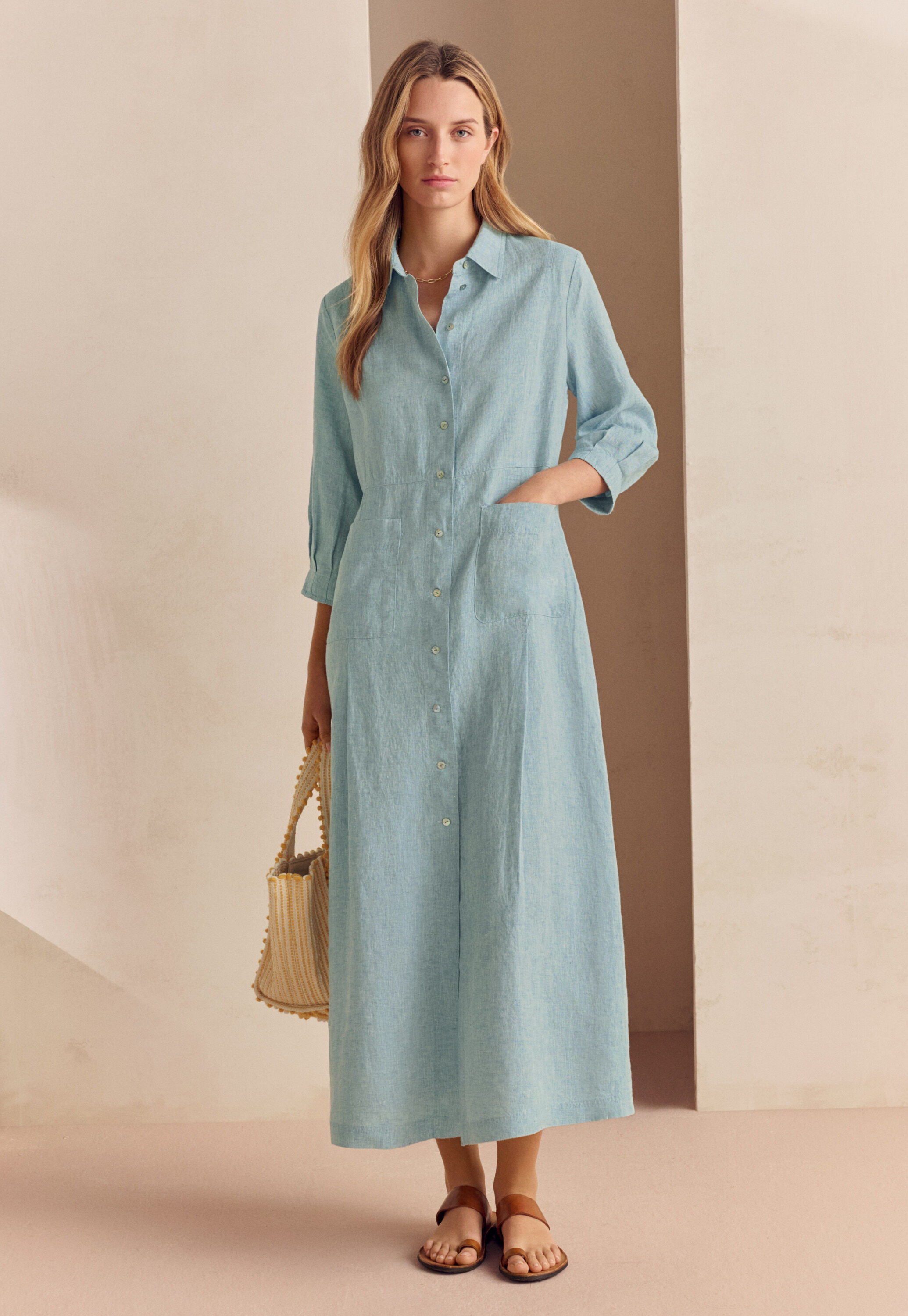 Maxikleid mit Knopfleiste