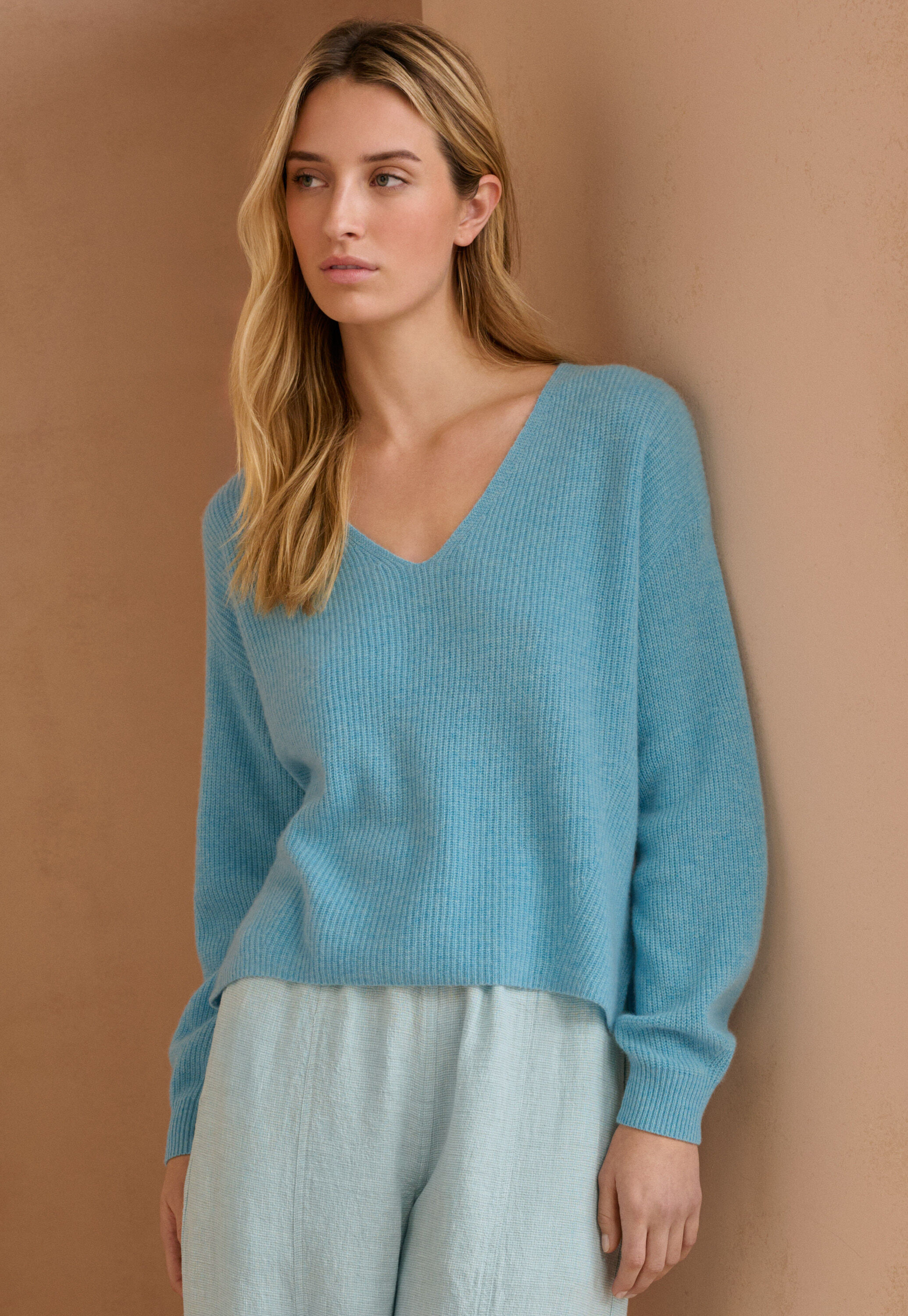 Pullover mit V-Ausschnitt