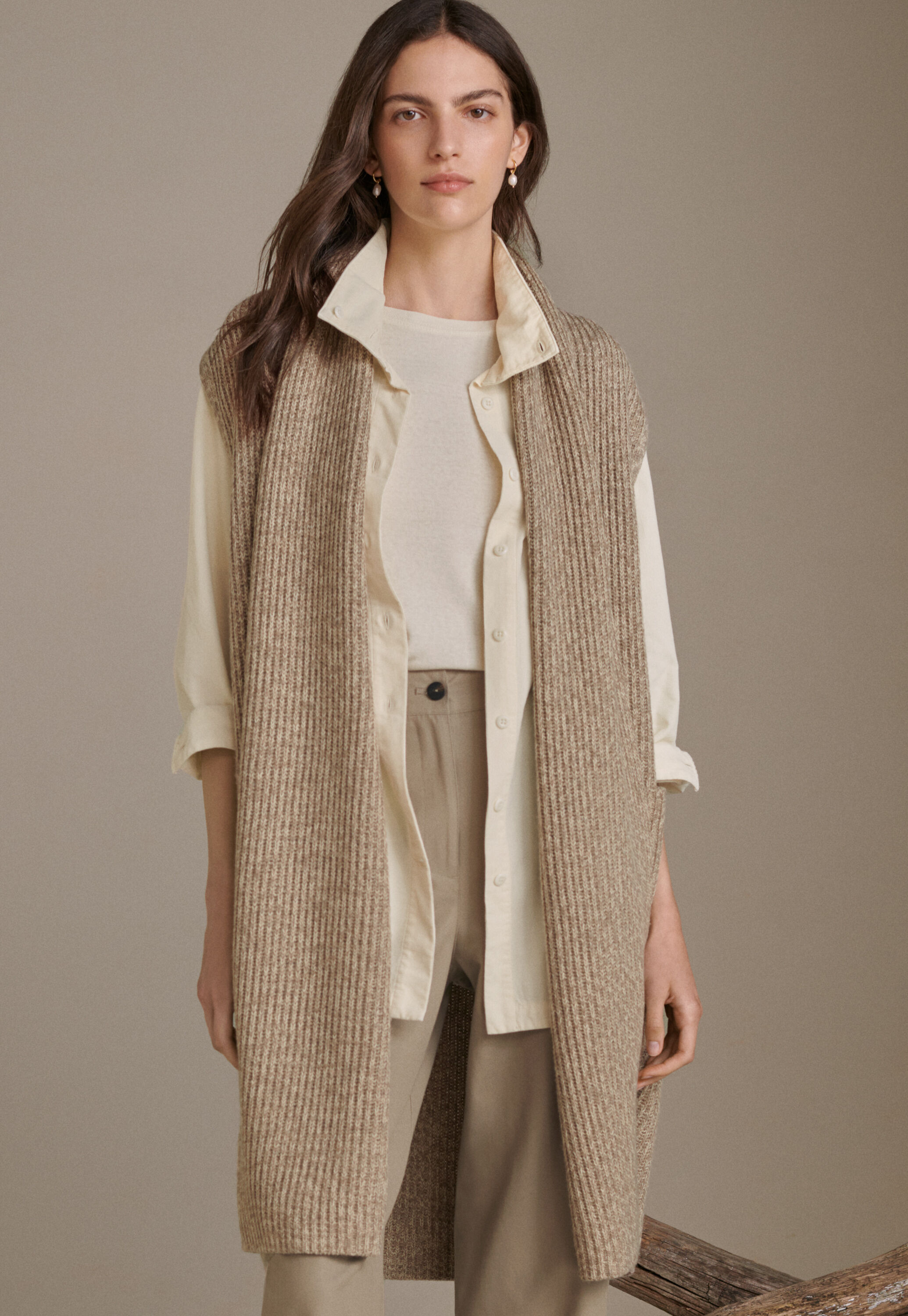 Bluse mit Trichterkragen