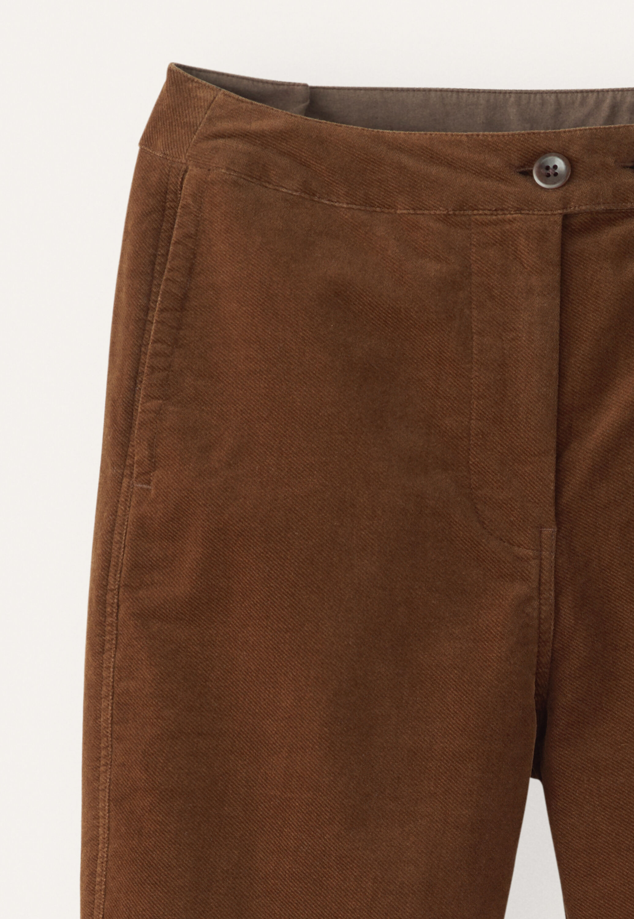 Schmal zulaufende Hose