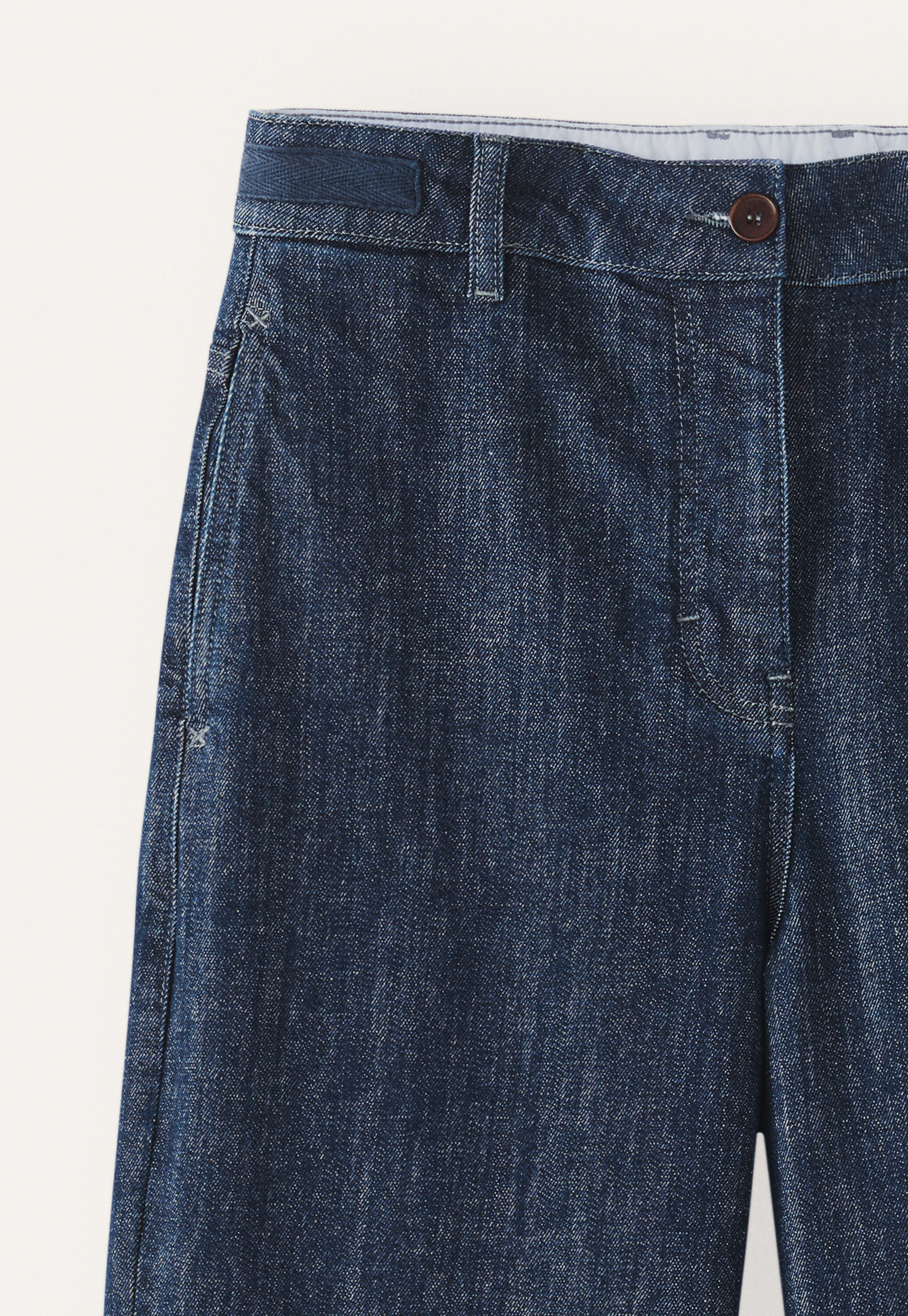 Weite Jeans mit schmal zulaufendem Bein